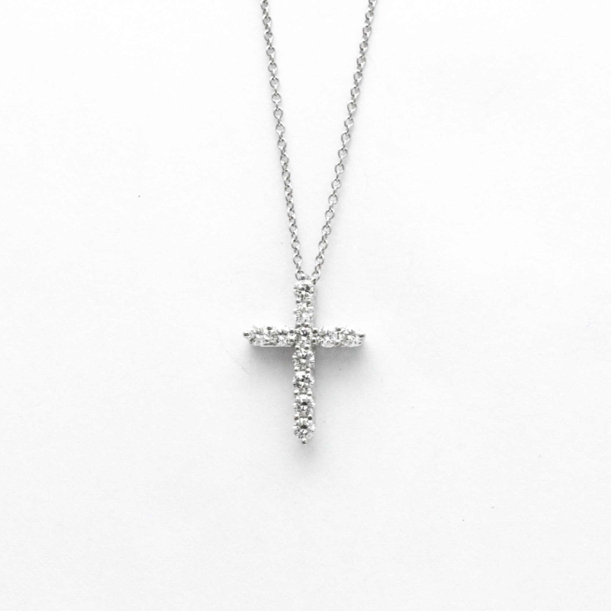 Tiffany Small Cross Diamond Necklace Platinum Diamond Men,Women Fashion Pendant Necklace (Silver)