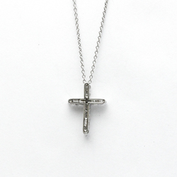 Tiffany Small Cross Diamond Necklace Platinum Diamond Men,Women Fashion Pendant Necklace (Silver)