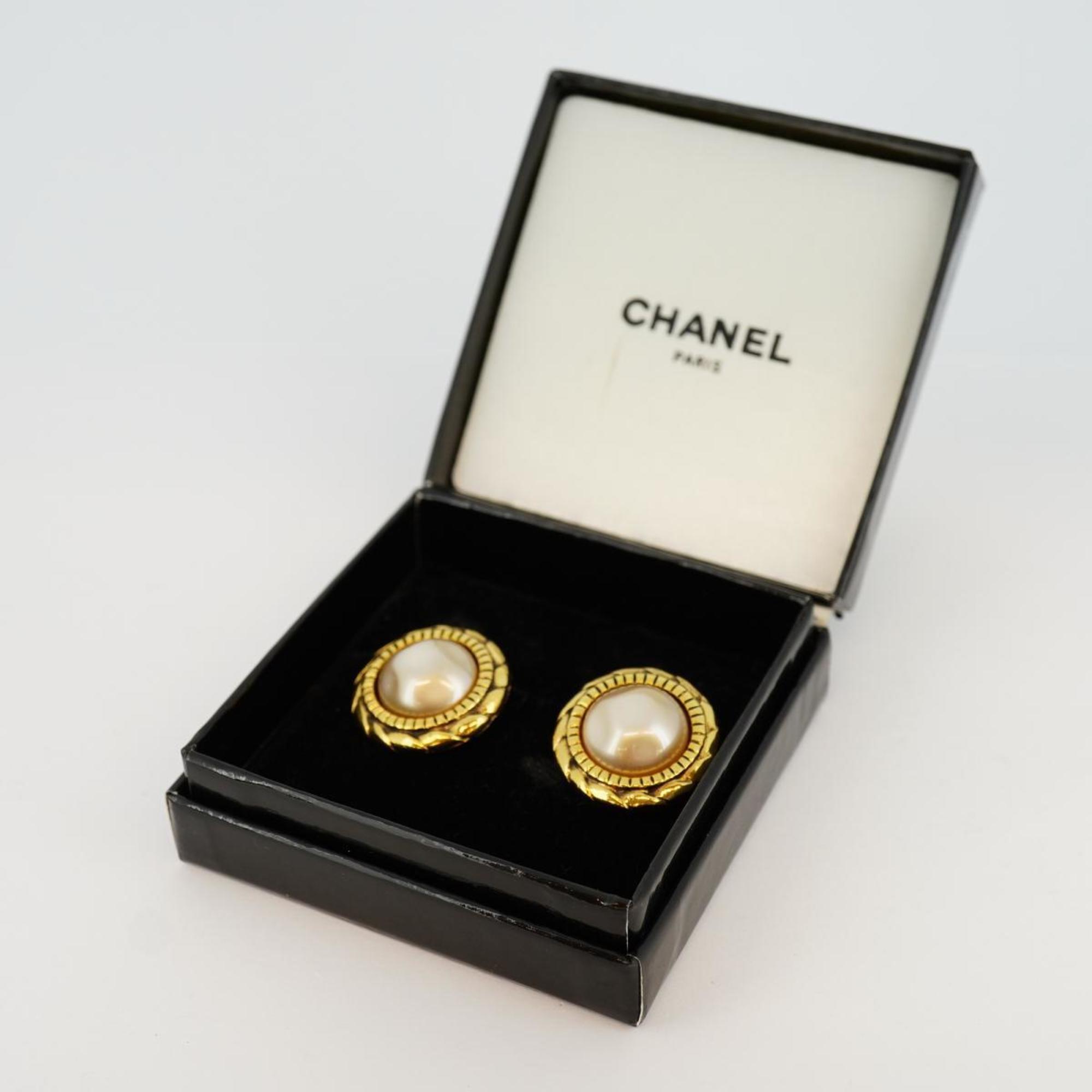 Chanel Earrings Circle Faux Pearl GP Plated Gold Women's