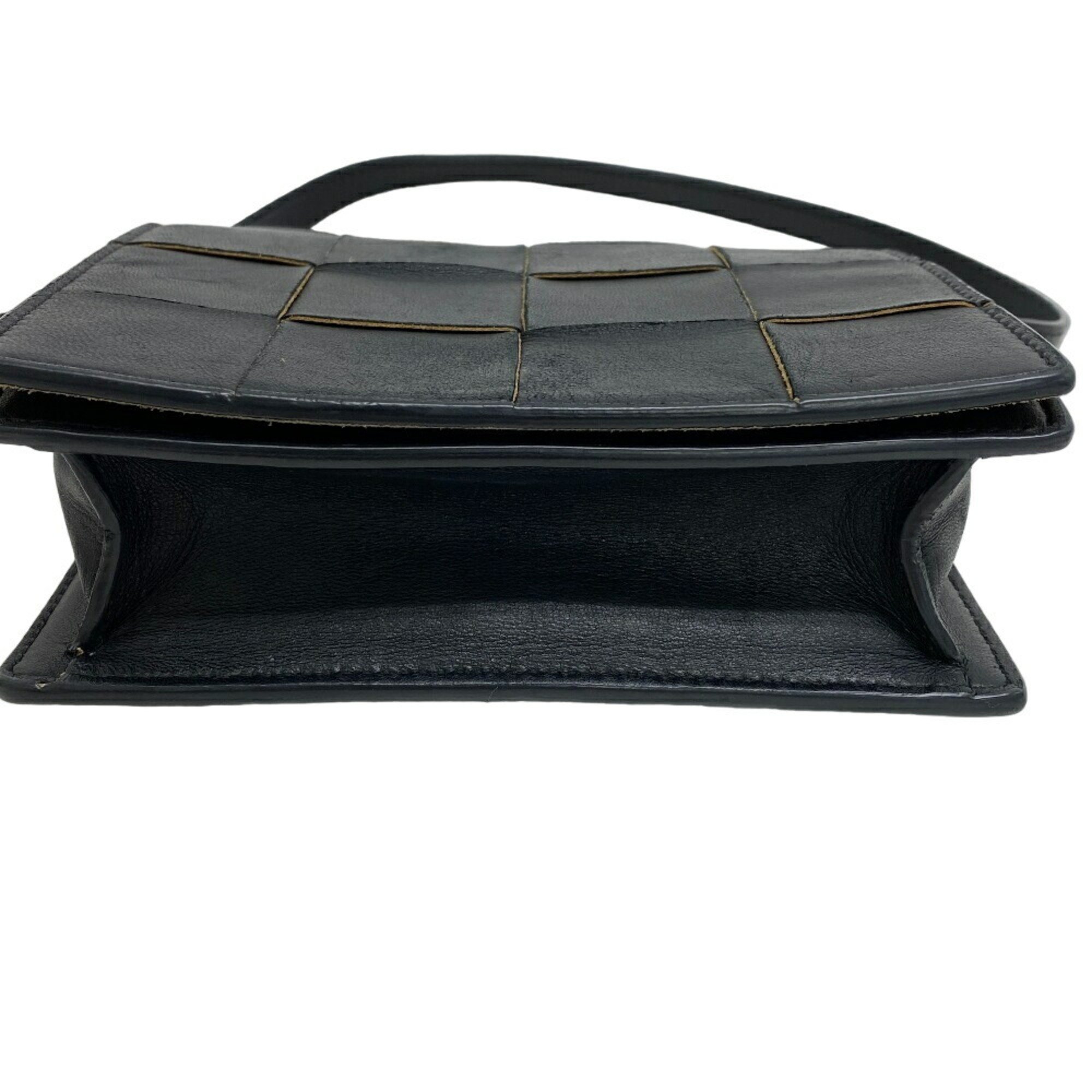 Bottega Veneta BOTTEGAVENETA Cassette Maxi Intrecciato Shoulder Bag Black Women's