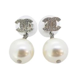 Chanel earrings with Coco mark, fake pearls, rhinestones, metal, silver, A22V, for women