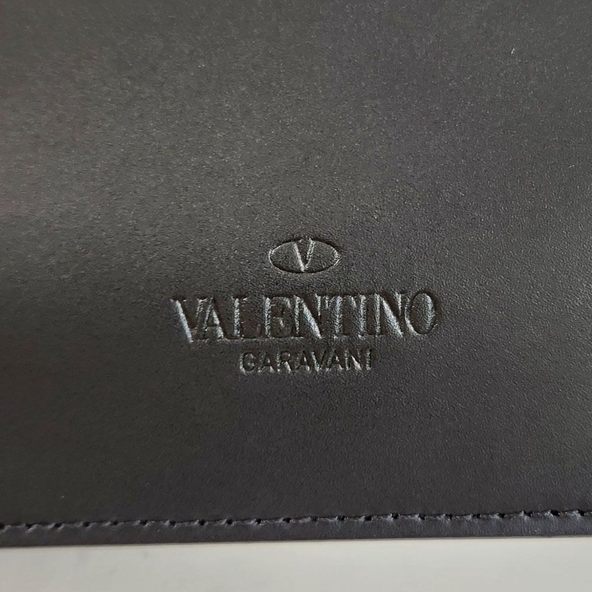 Valentino Garavani Clutch Bag Leather Men's Black VLTN