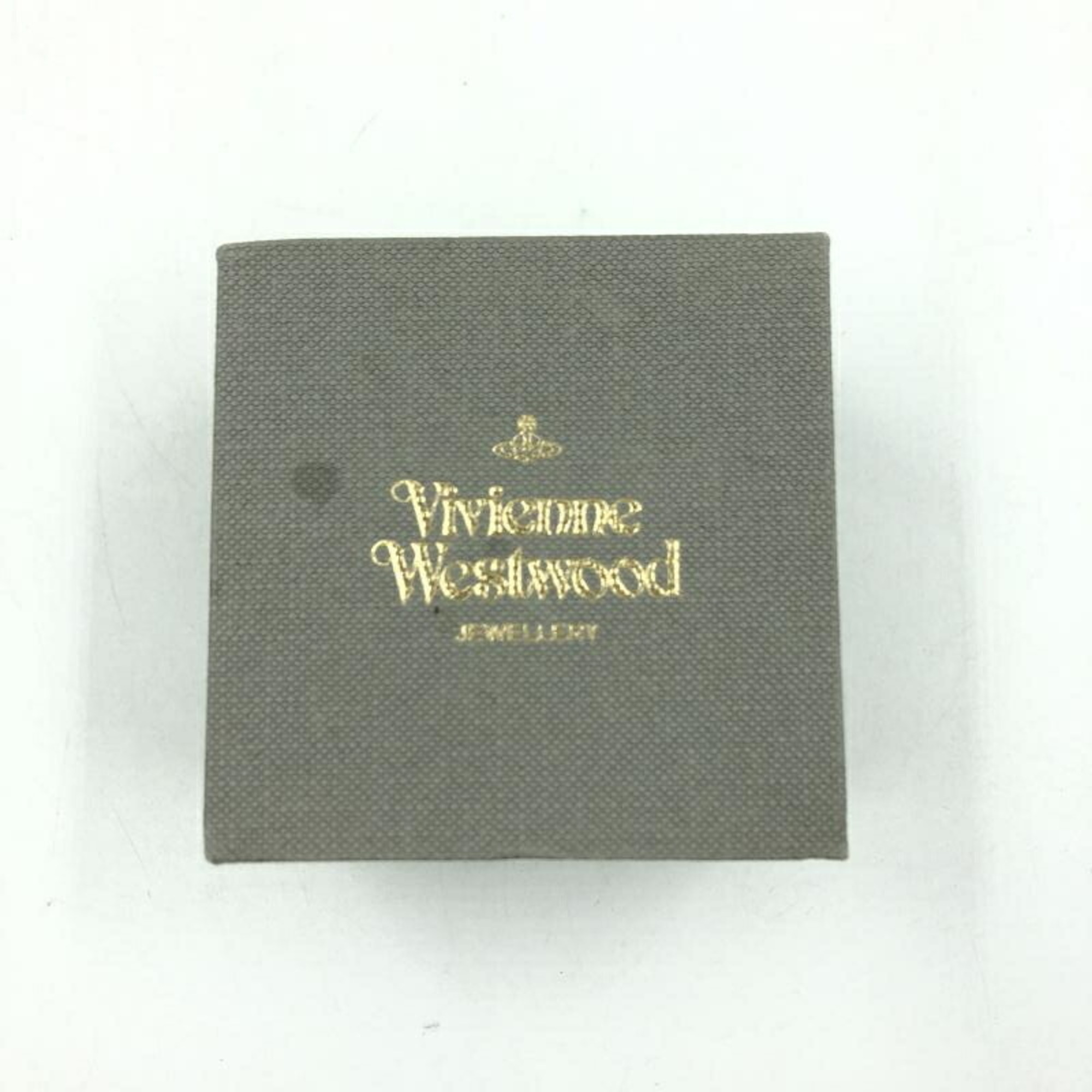 vivienne westwood orb college ring size M equivalent