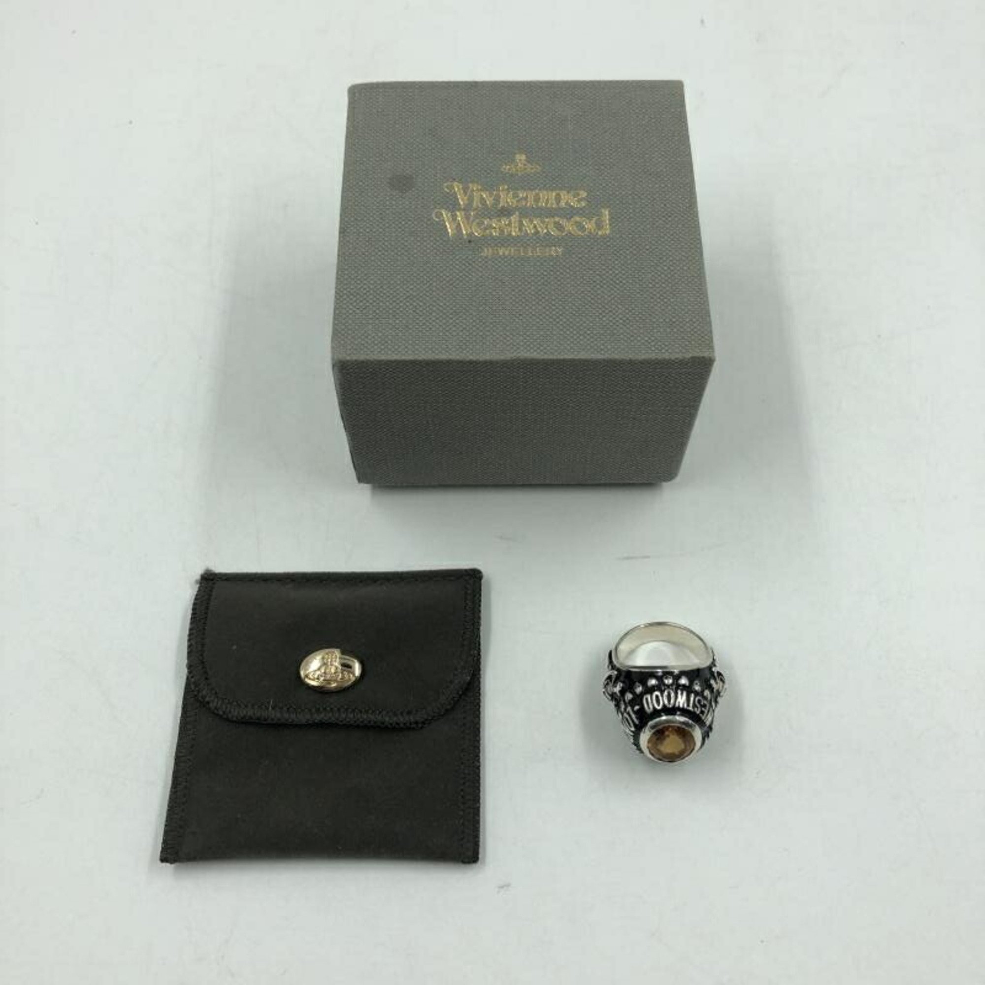 vivienne westwood orb college ring size M equivalent