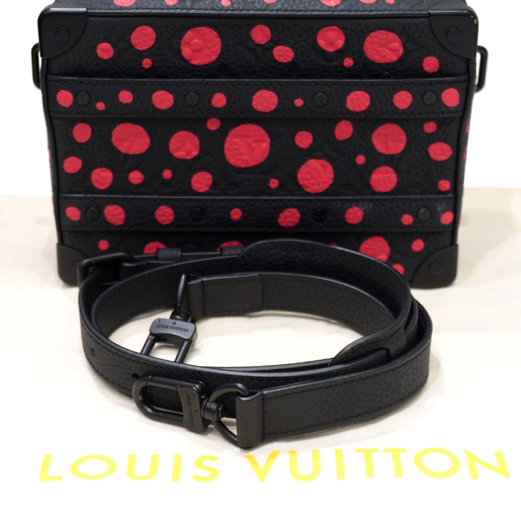 LOUIS VUITTON LV x YK Collaboration Soft Trunk M21677 Shoulder Bag Black/Red Taurillon Leather A277 Women's Men's Bags