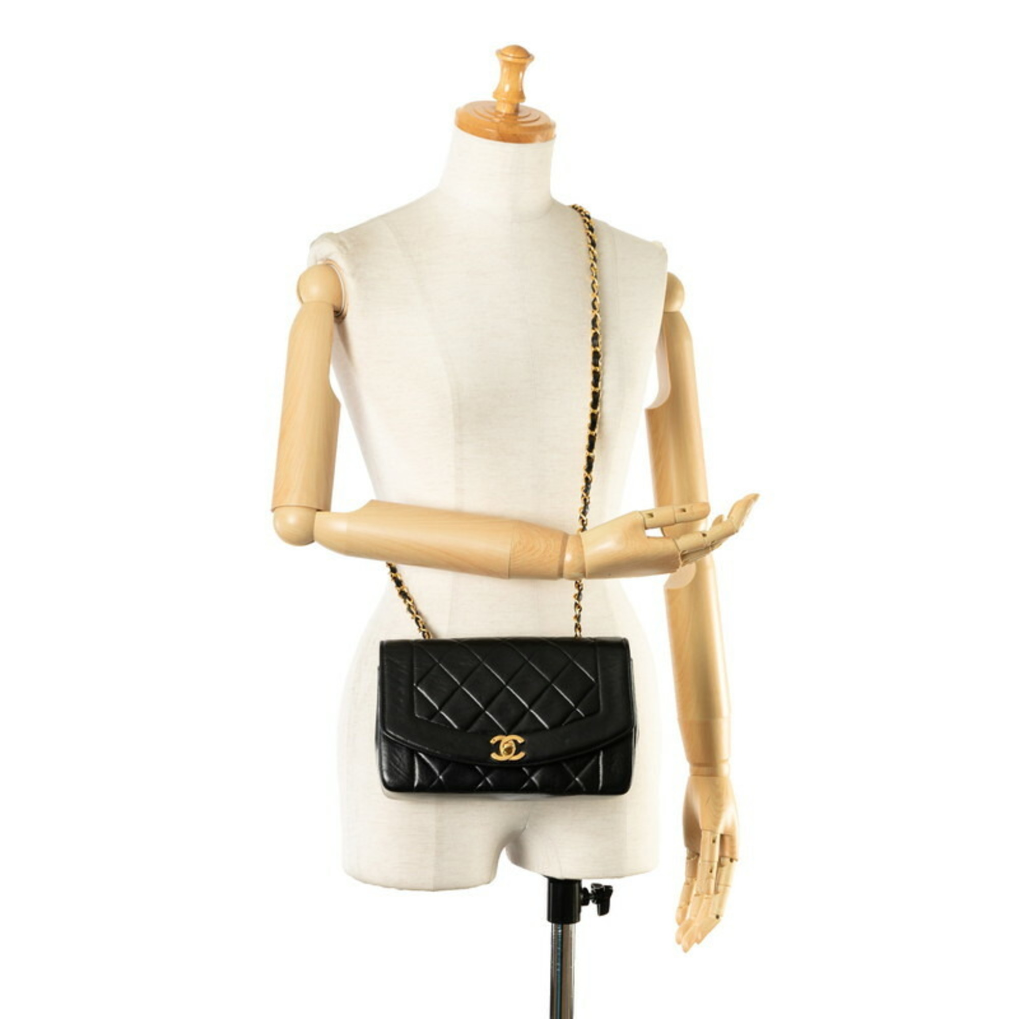 Chanel Matelasse 22 Diana Chain Shoulder Bag A01164 Black Leather Women's CHANEL