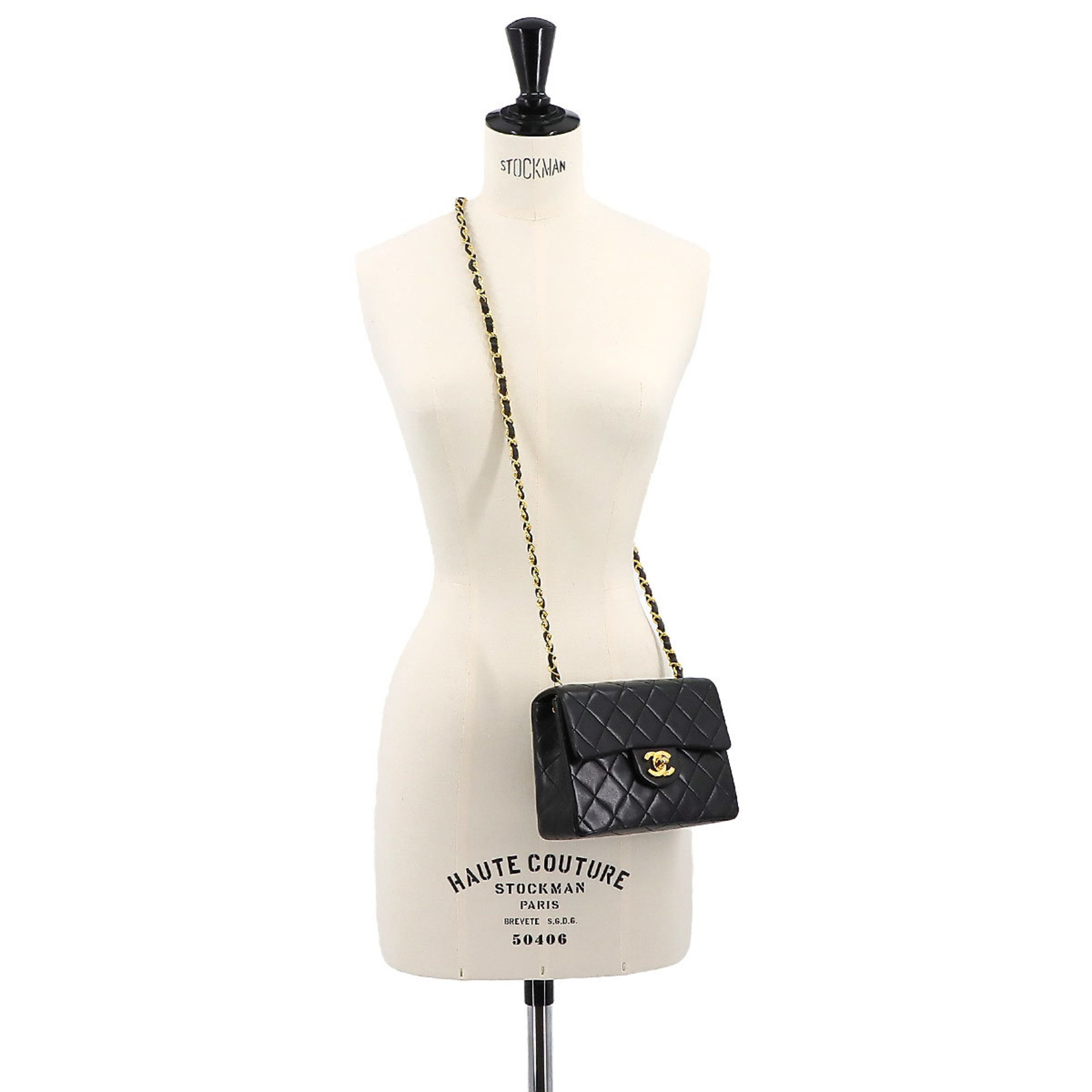 CHANEL Matelasse Chain Shoulder Bag Leather Black A01115 Gold Metal Fittings Mini