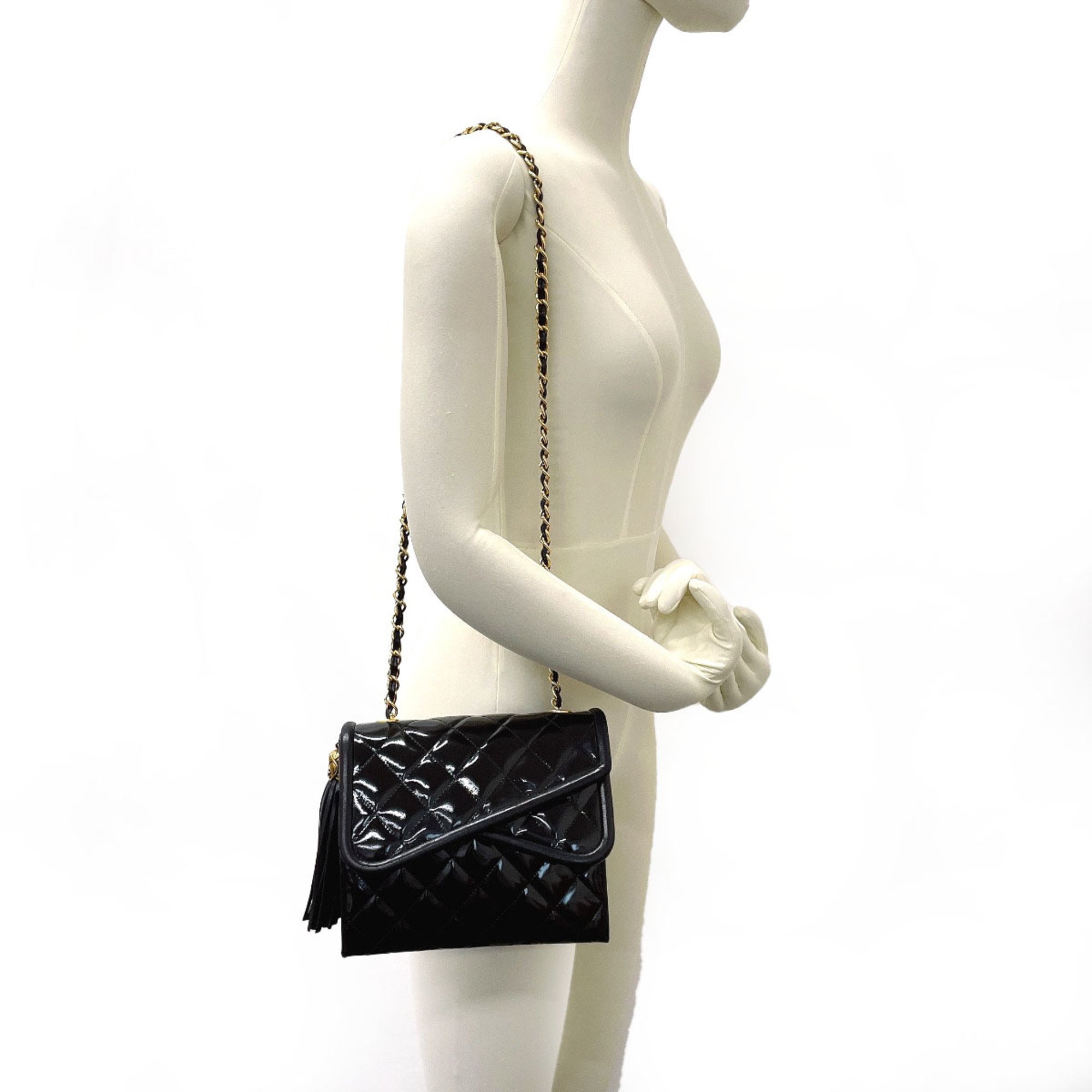 CHANEL Chanel Matelasse W-Flap Chain Shoulder Bag Patent Leather Black Women's N4044360