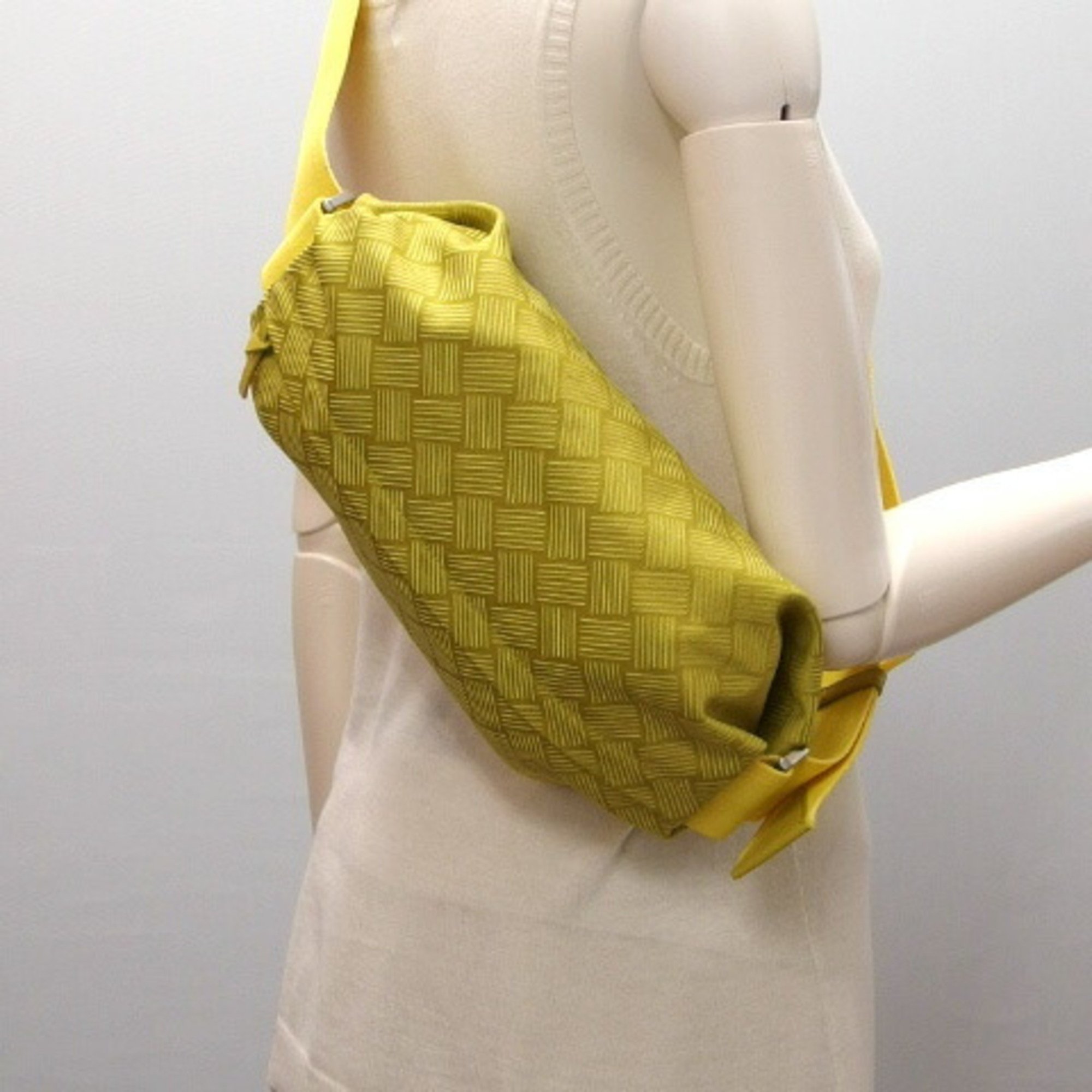 Bottega Veneta Intrecciato Pattern Belt Bag Yellow