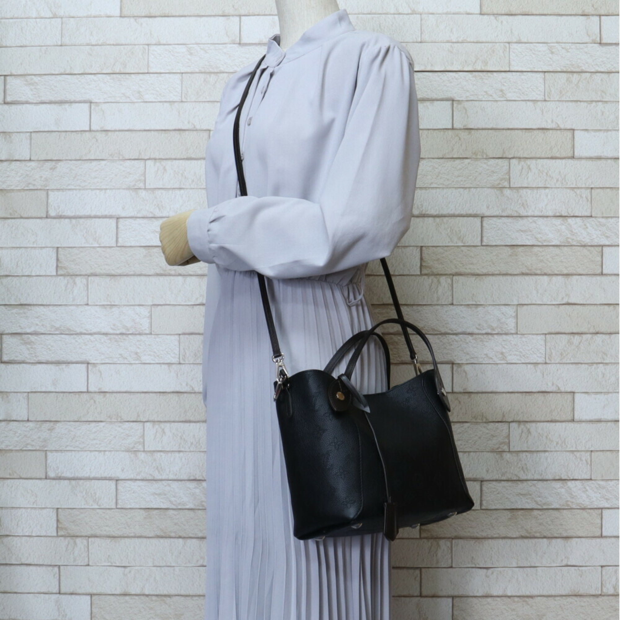Louis Vuitton Hina PM Monogram Mahina Shoulder Bag M54350 Black Women's LOUIS VUITTON