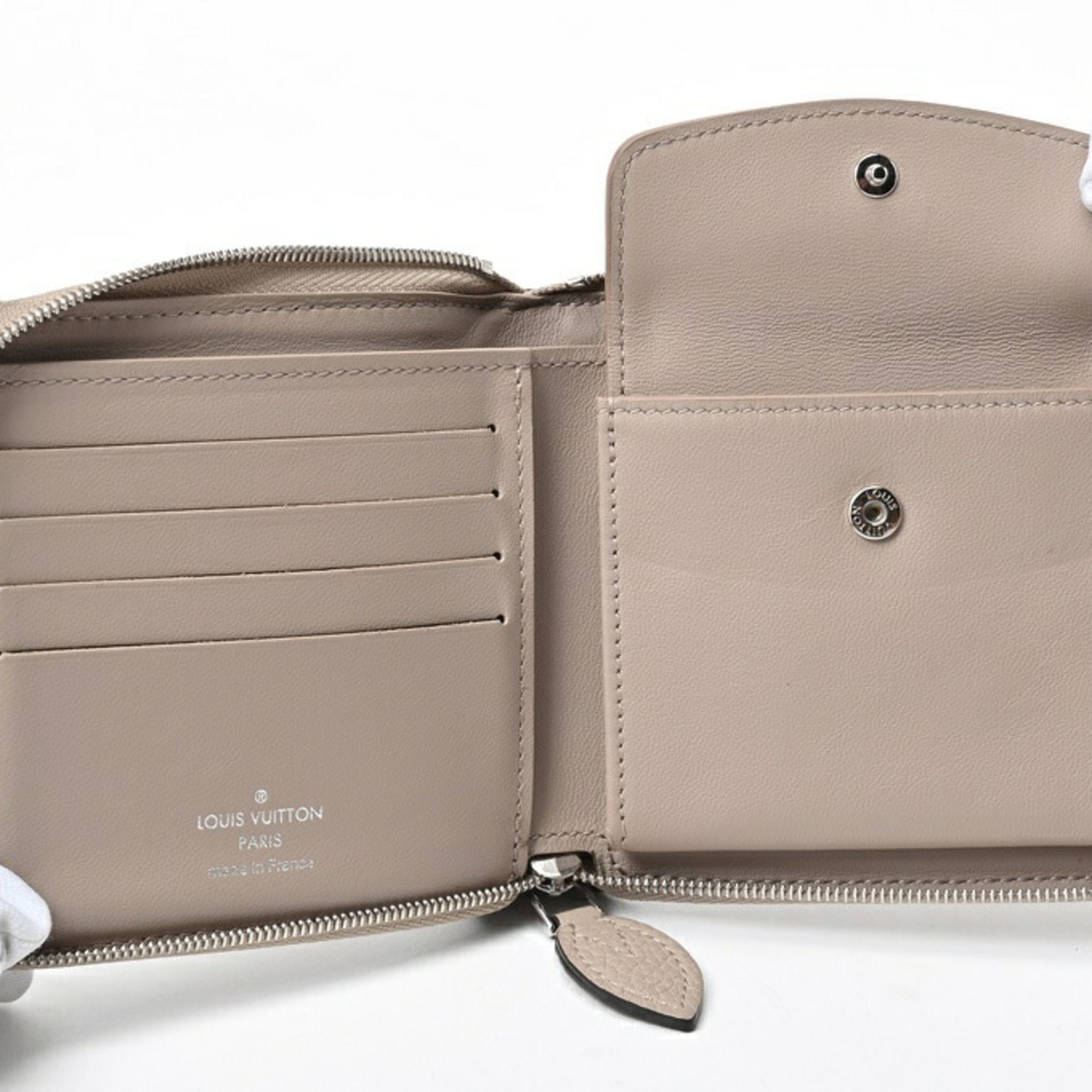 Louis Vuitton Zippy Compact Wallet M81558 Mahina Galle (Greige) S-155735