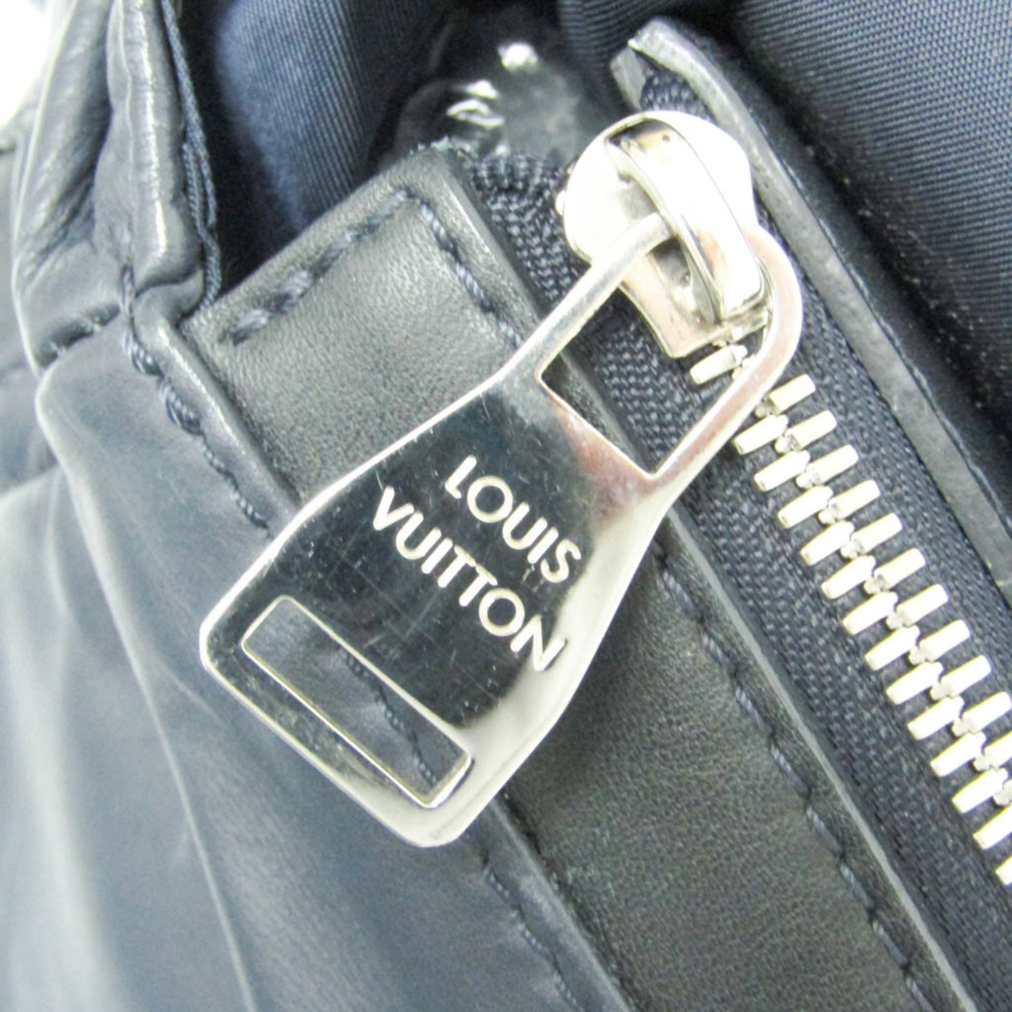 Louis Vuitton V Line Cross M50443 Men's Shoulder Bag Navy