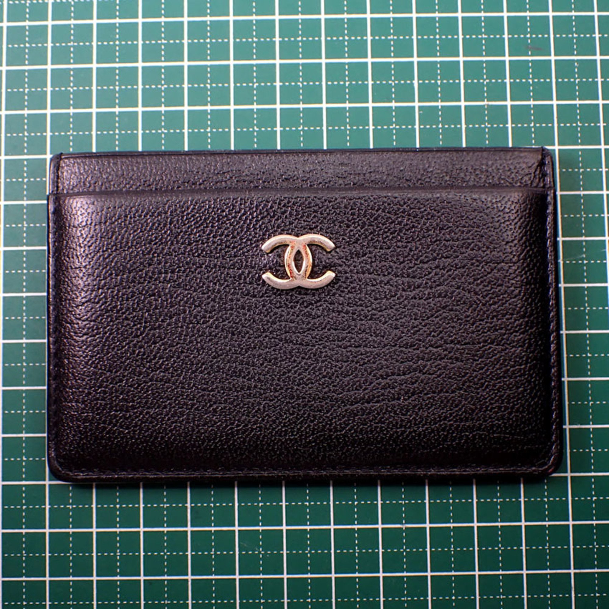 CHANEL Leather Coco Mark Black x Gold Card Case