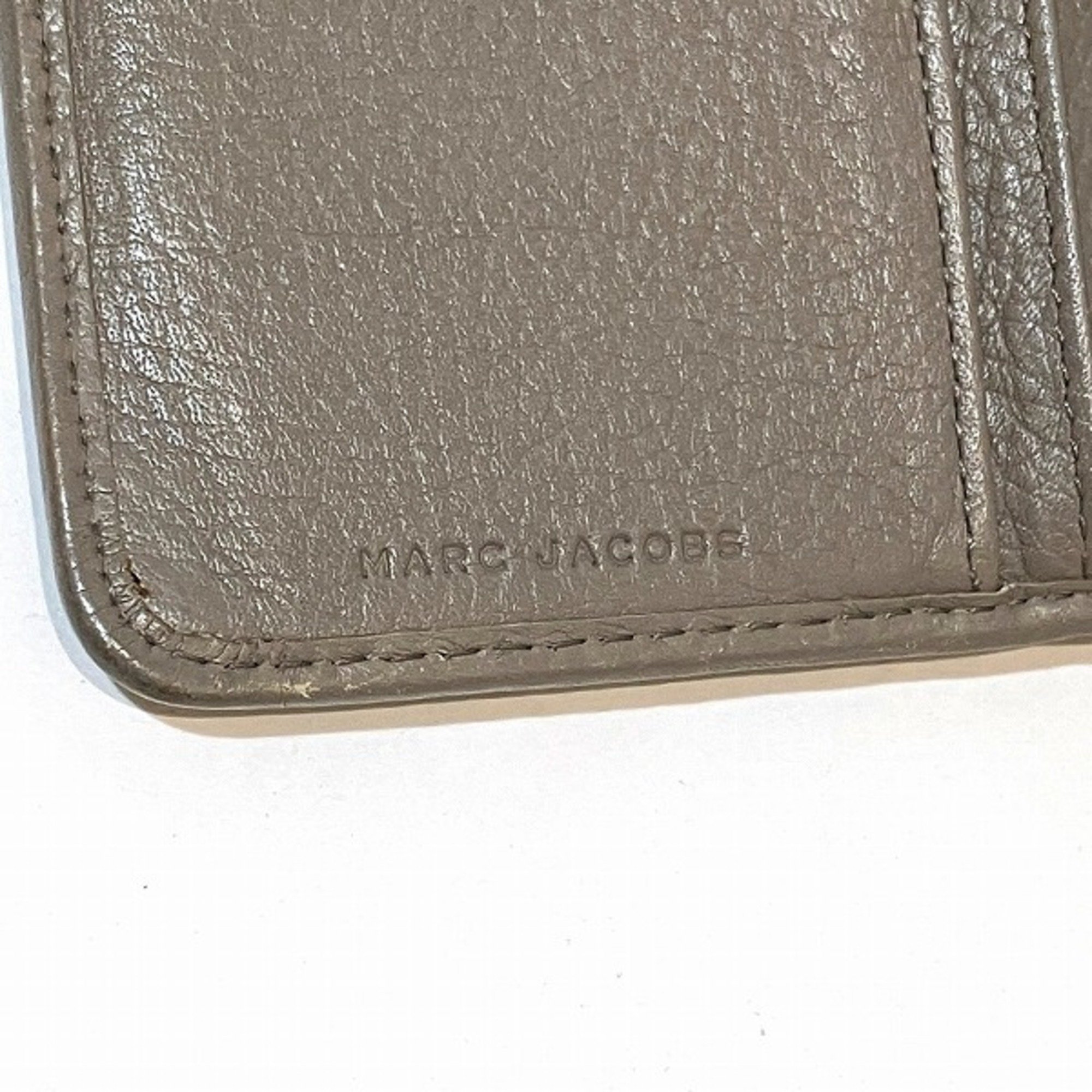 Marc Jacobs Softshot Leather Bi-fold Wallet for Women