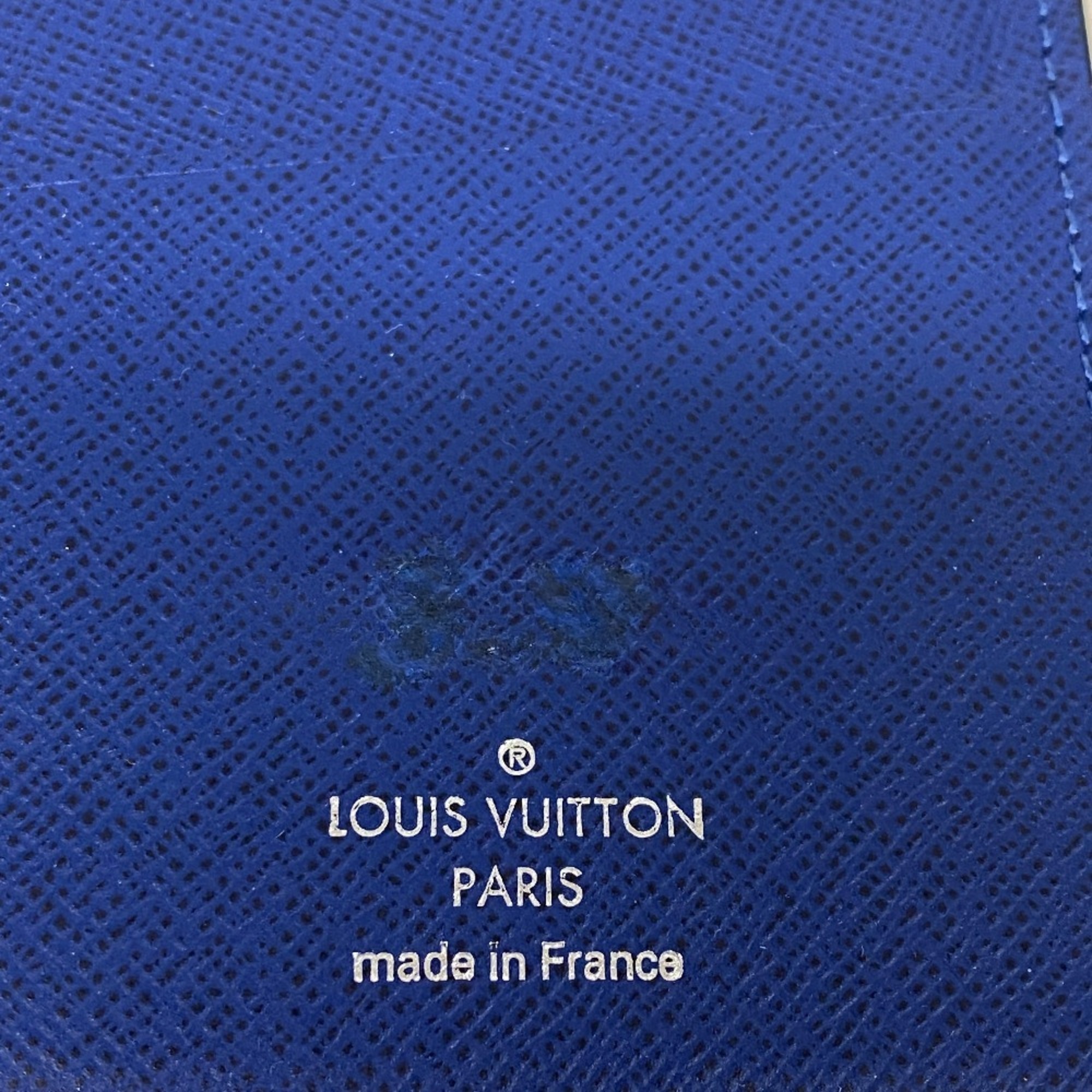 LOUIS VUITTON M30559 Portefeuille Brazza Taiga Long Wallet Blue Ocean Men's