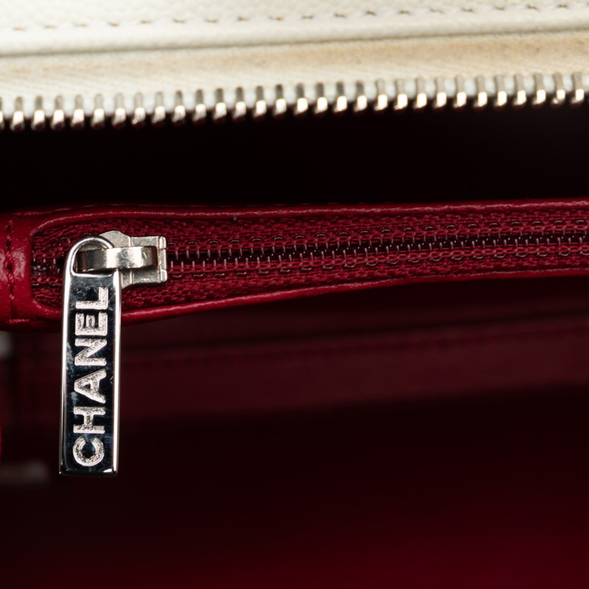 Chanel CC Filigree Chain Shoulder Bag Vanity White Black Canvas Women's CHANEL