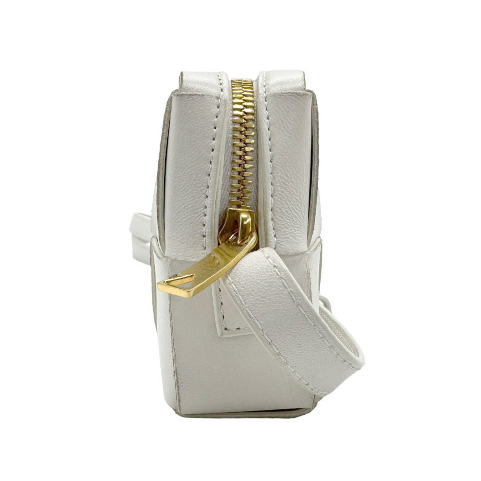 BOTTEGA VENETA Shoulder Bag Maxi Intrecciato Leather White Gold Women's z1503