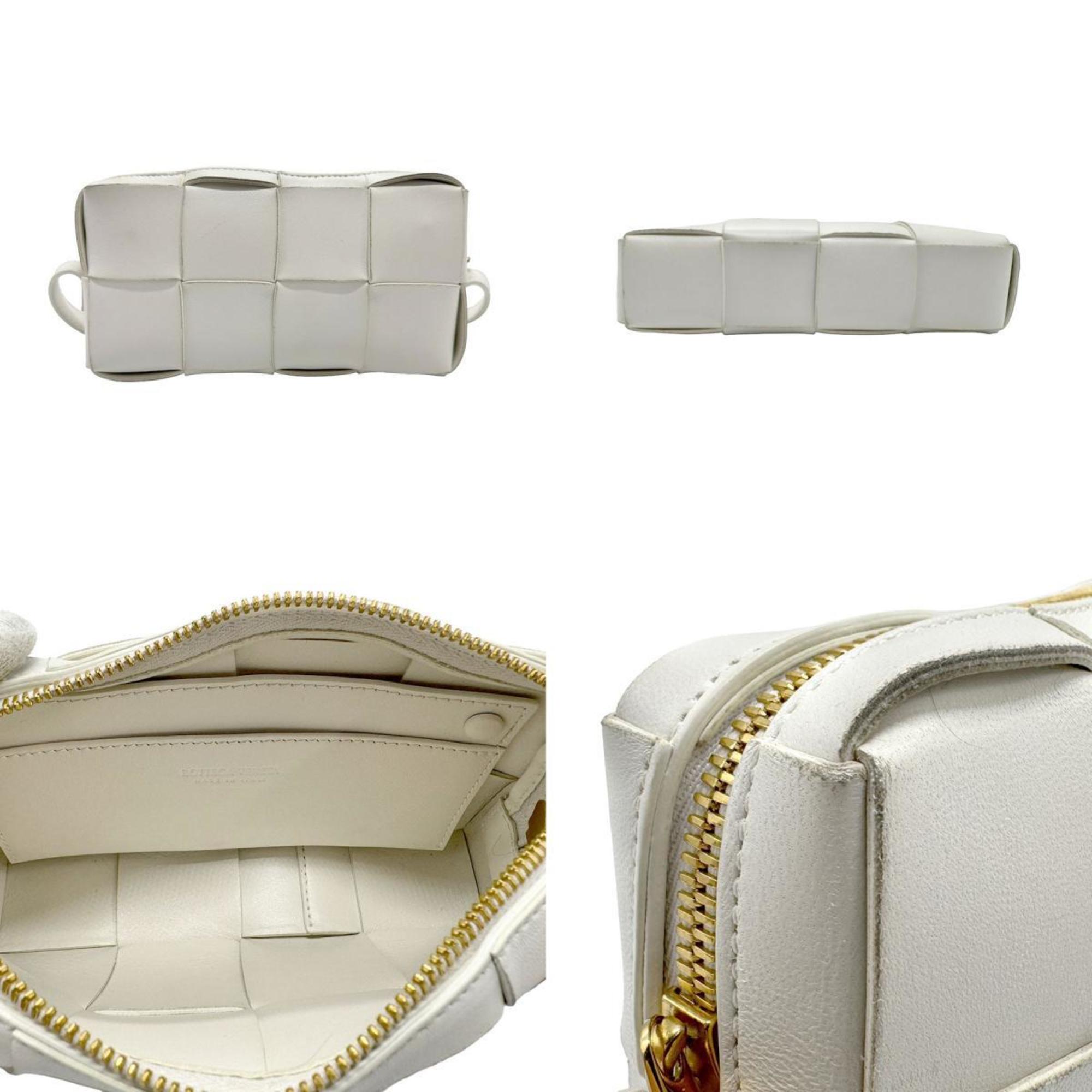 BOTTEGA VENETA Shoulder Bag Maxi Intrecciato Leather White Gold Women's z1503