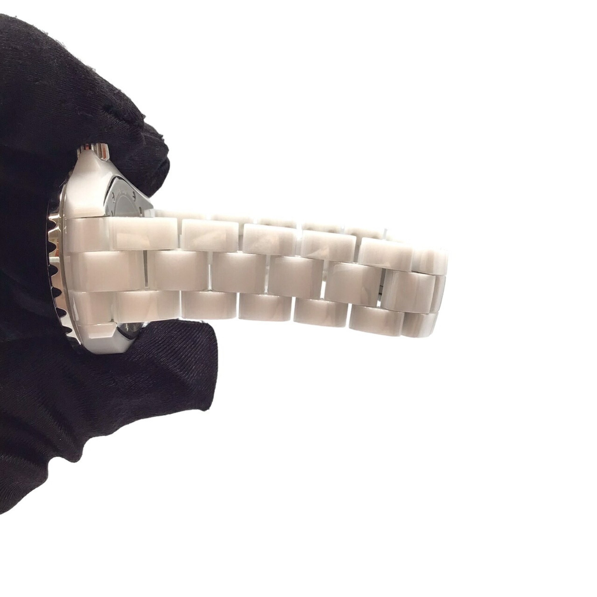 CHANEL J12 H1628 White Ceramic Diamond Index Date Change Quartz Battery Operated 33mm Wristwatch Watch Women's