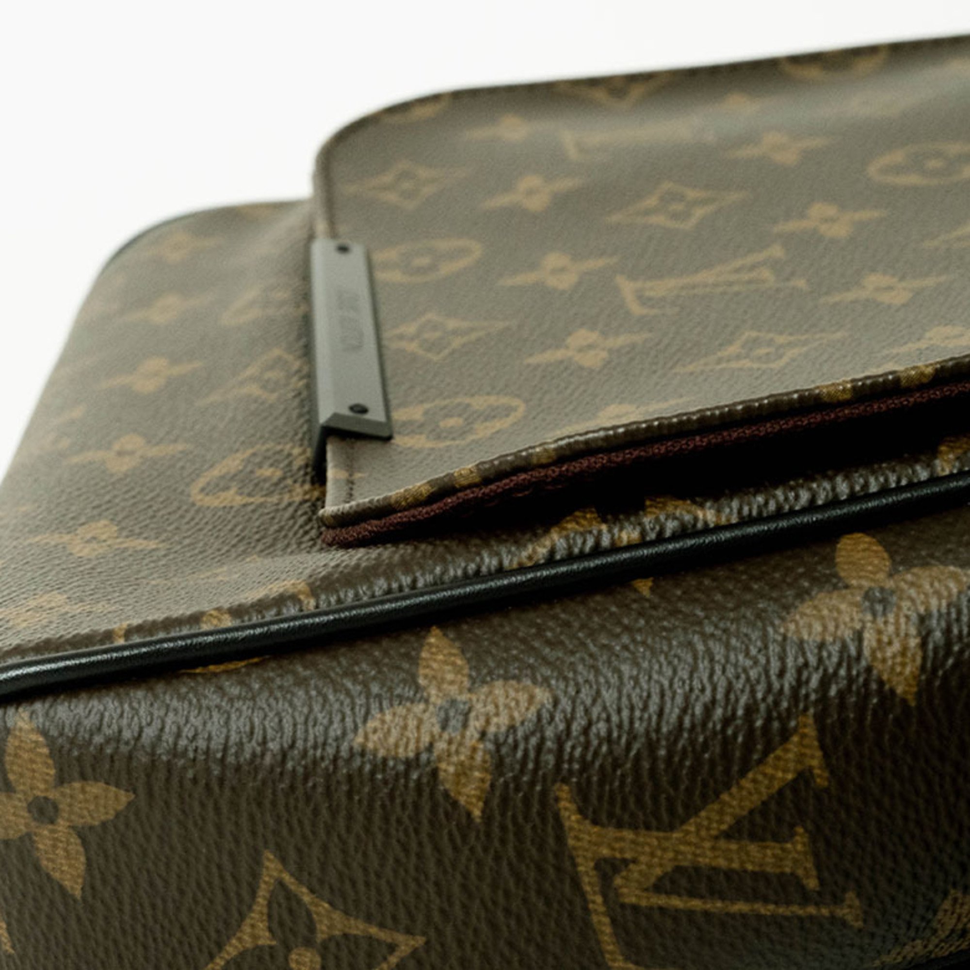 Louis Vuitton District PM Shoulder Bag Monogram M40935 Men's LOUIS VUITTON