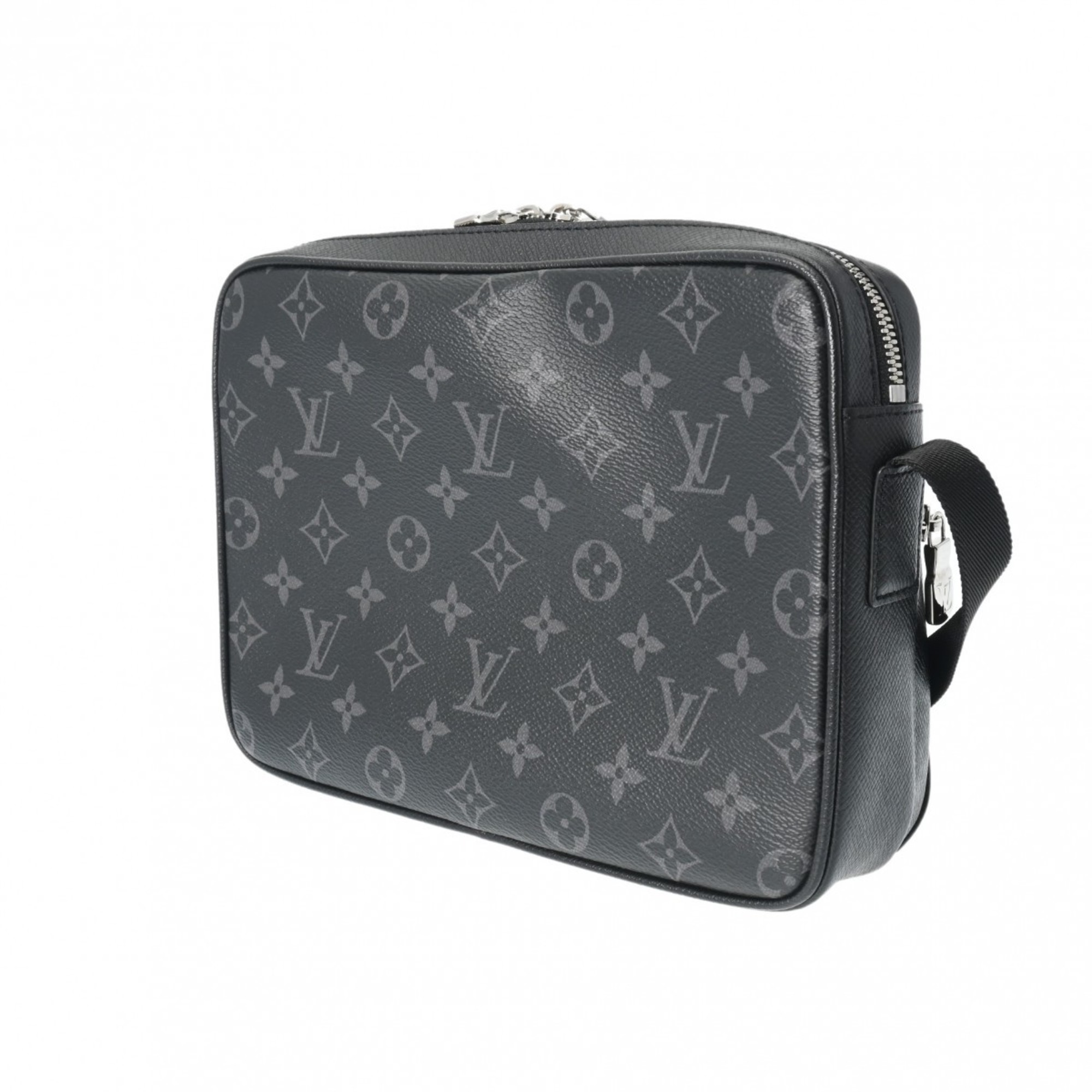 LOUIS VUITTON Louis Vuitton Taiga Taigarama Outdoor Noir M30233 Men's Monogram Canvas Leather Shoulder Bag