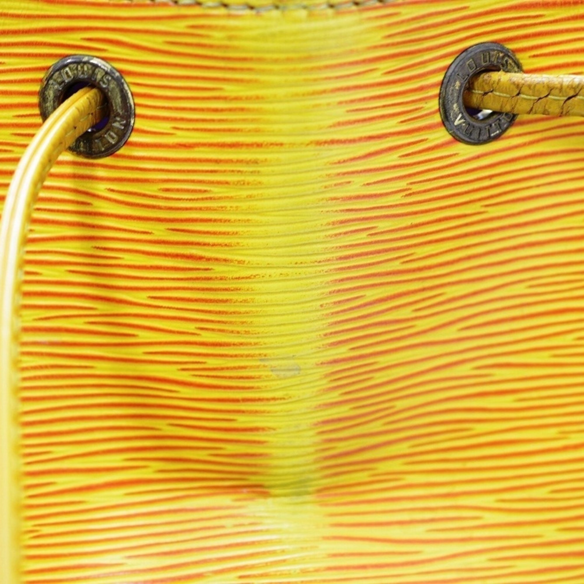 LOUIS VUITTON Louis Vuitton Epi Petit Noe Tassili Yellow M44109 JA-19126