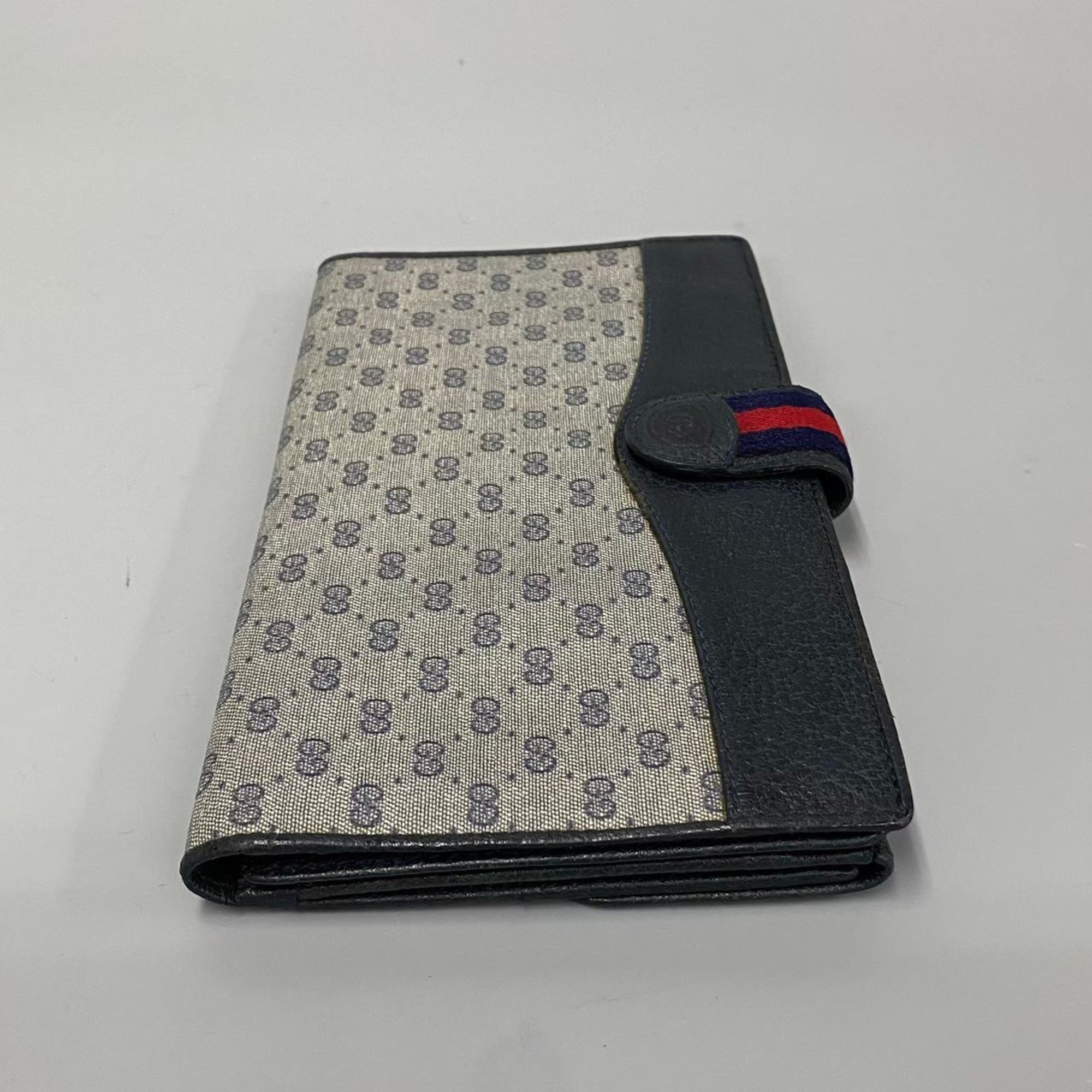 GUCCI Old Gucci Sherry Line Micro GG Pattern Leather Bi-fold Long Wallet Navy 33174