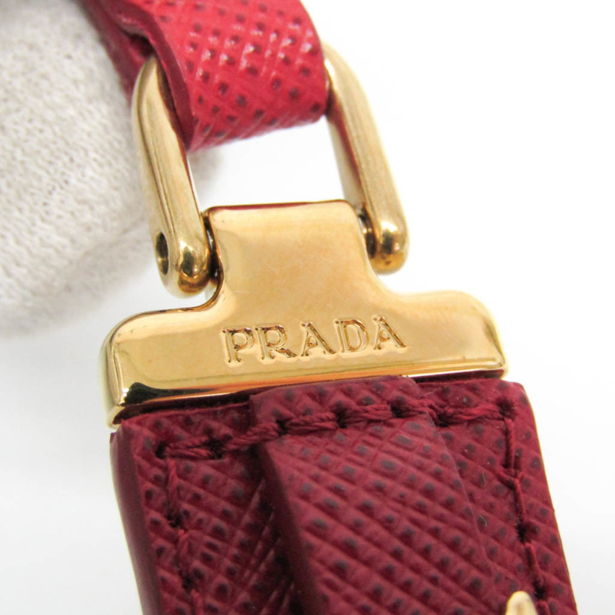 Prada Logo Keyring (Gold,Red Color)