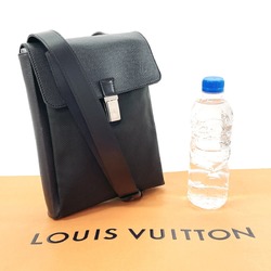 LOUIS VUITTON Louis Vuitton Saratov PM M30892 Shoulder Bag Taiga Green Men's
