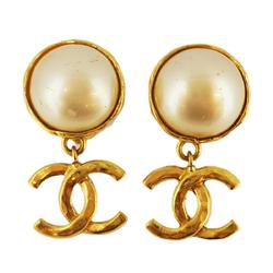 Chanel Earrings Coco Mark Fake Pearl GP Plated Gold 95P Women's