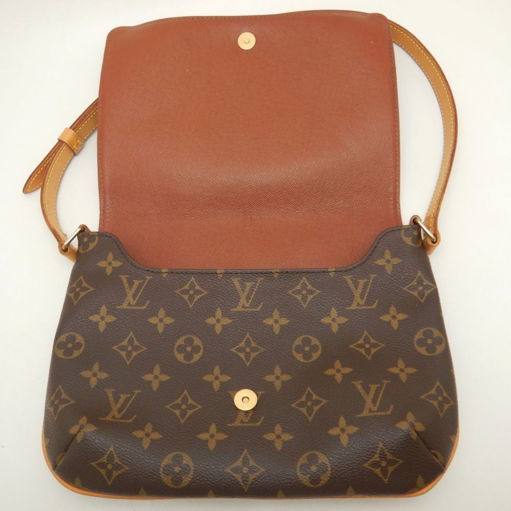 LOUIS VUITTON Louis Vuitton Monogram Musette Tango M51257 Shoulder Bag Short Brown 251879