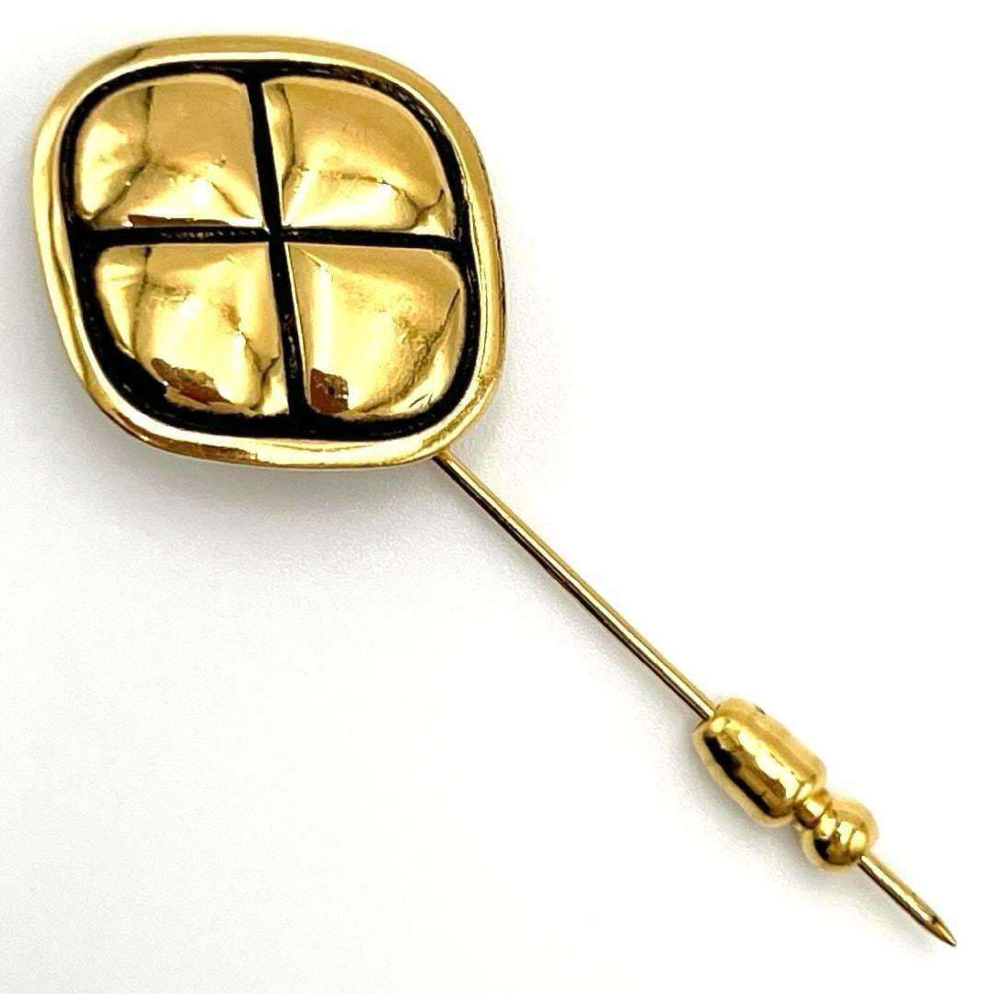 Chanel Women's Brooch Pin Matelasse Vintage