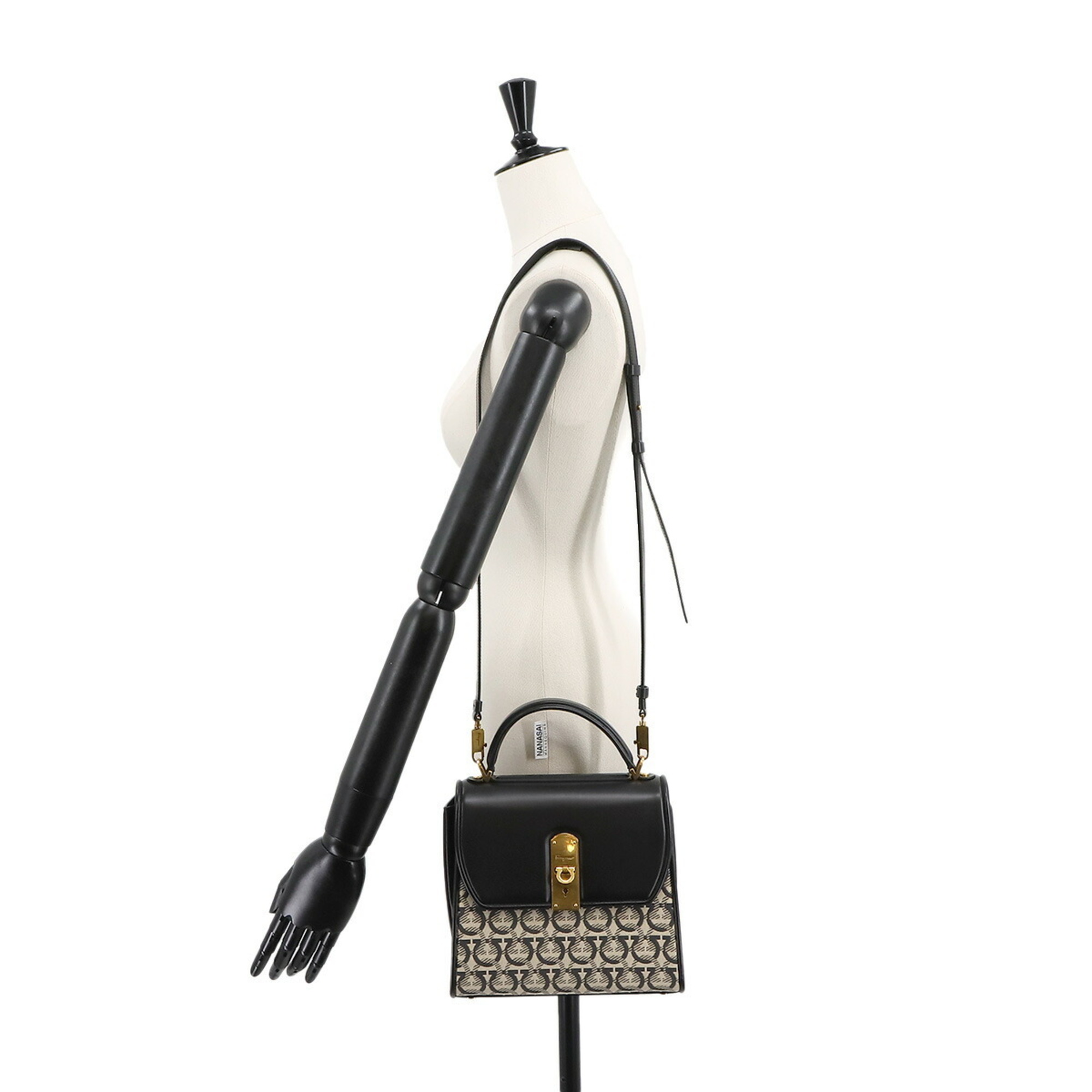 Salvatore Ferragamo Gancini 2way hand shoulder bag leather canvas black grey ivory FZ-21 H849 gold hardware Bag