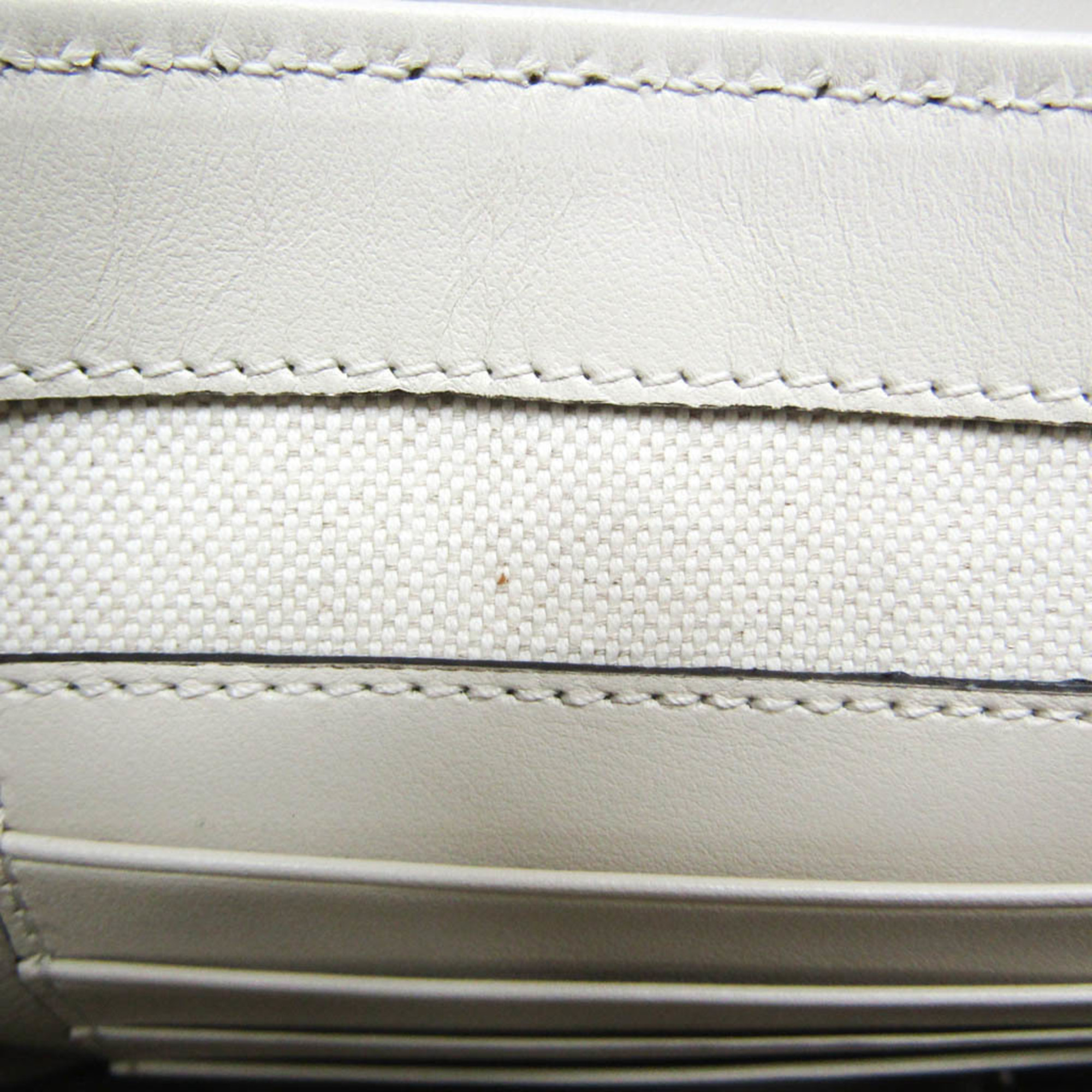 Gucci GG Embossed Messenger Bag 625782 Women,Men Leather Shoulder Bag Off-white