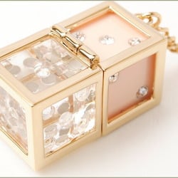 Chloé Chloe Keychain Keyring Dice Motif Rhinestone Crystal Rose 3K0394-PM4