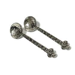 LOEWE Women's Spoon Hammer Texture Earrings