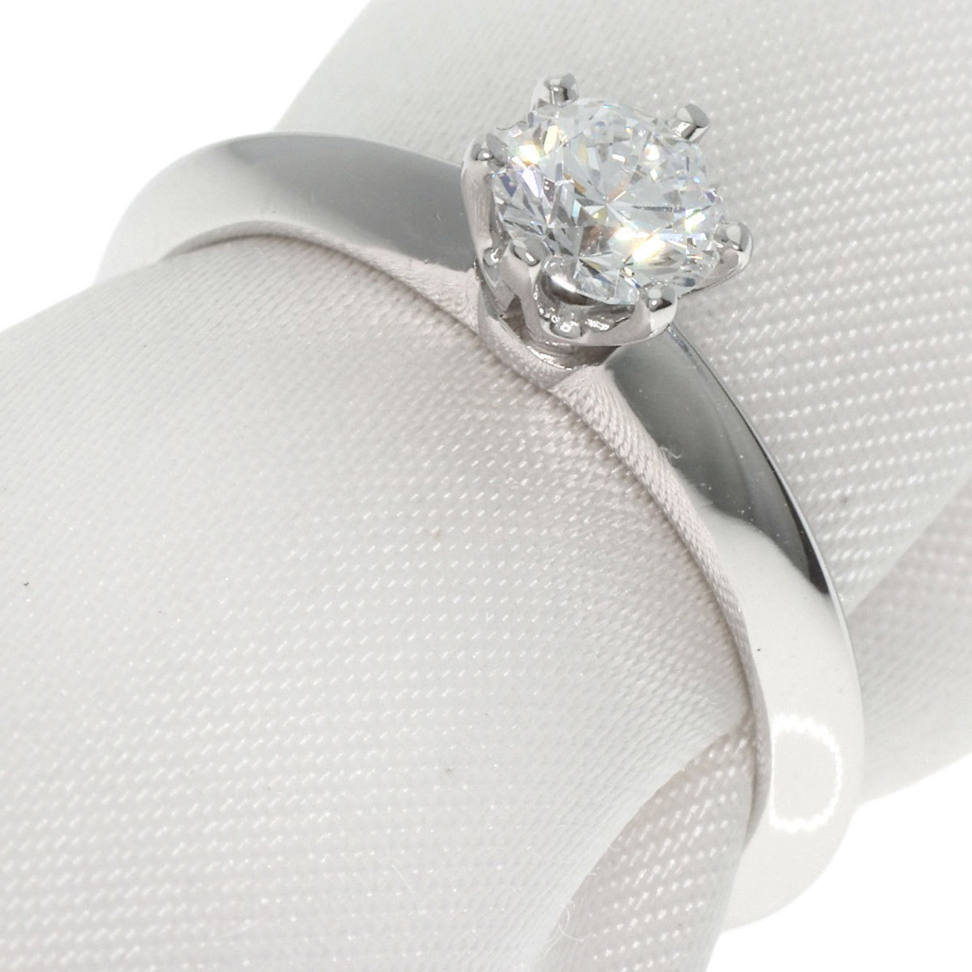 Tiffany solitaire diamond ring, platinum PT950, for women, TIFFANY&Co.