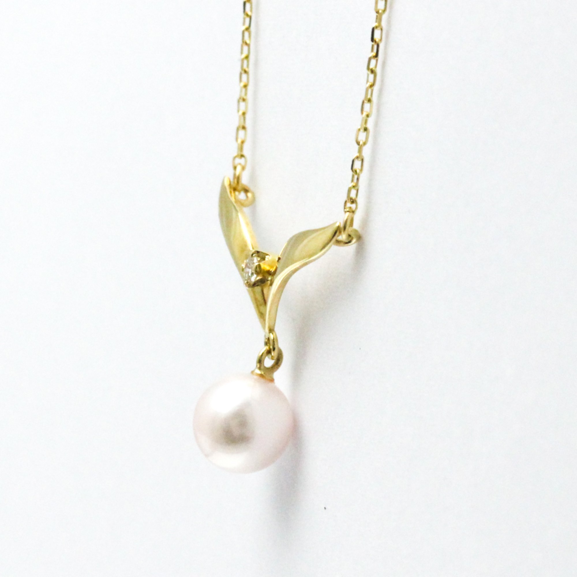 Mikimoto Pearl Necklace Yellow Gold (18K) Diamond,Pearl Men,Women Fashion Pendant Necklace (Gold)