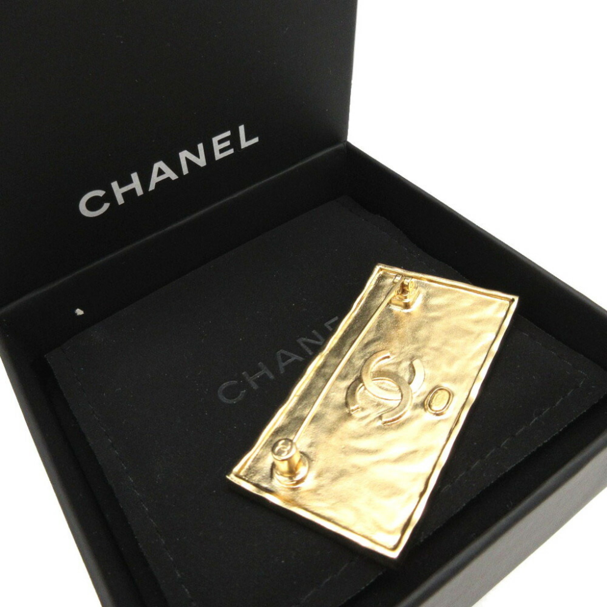 Chanel A23S Leather Metal Black Gold Brooch 0383CHANEL