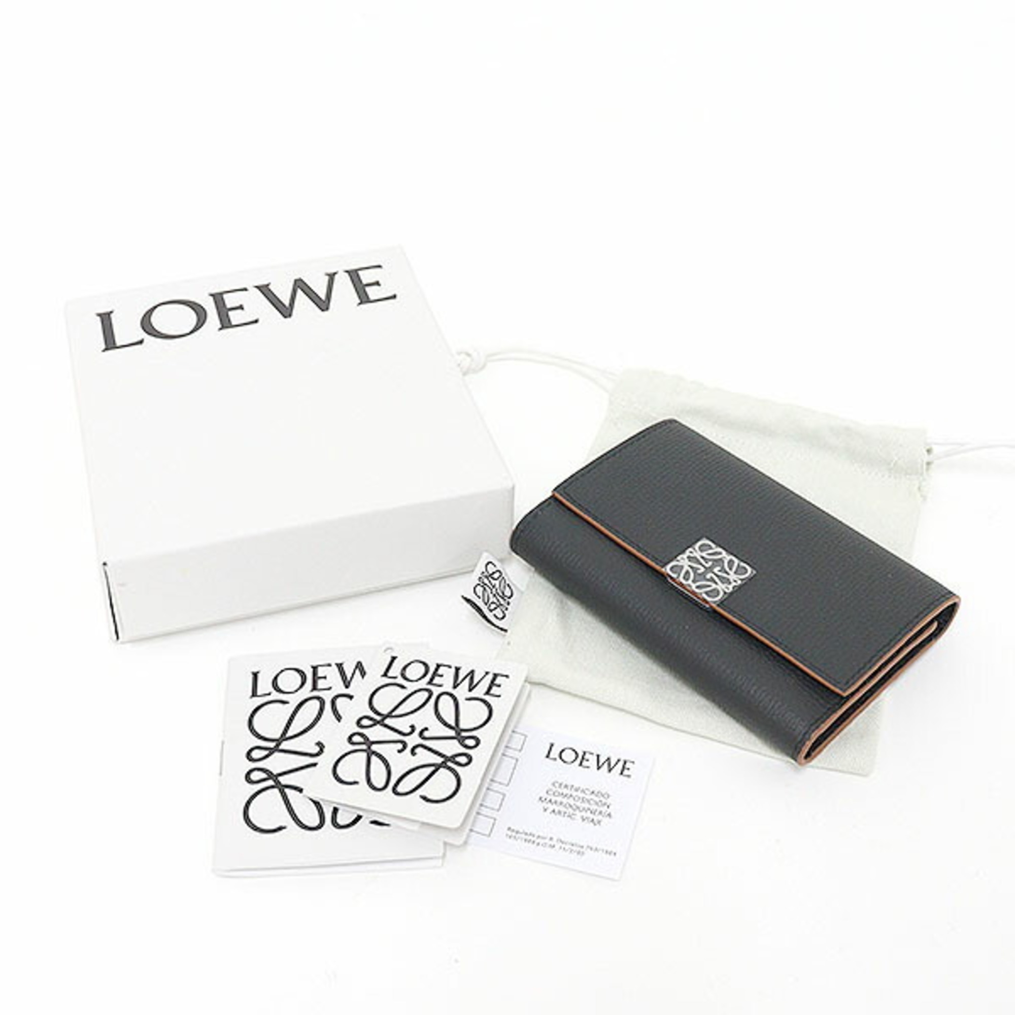 LOEWE ANAGRAM VERTICAL WALLET SMALL PEBBLED GRAIN CALFSKIN BLACK TRI-FOLD