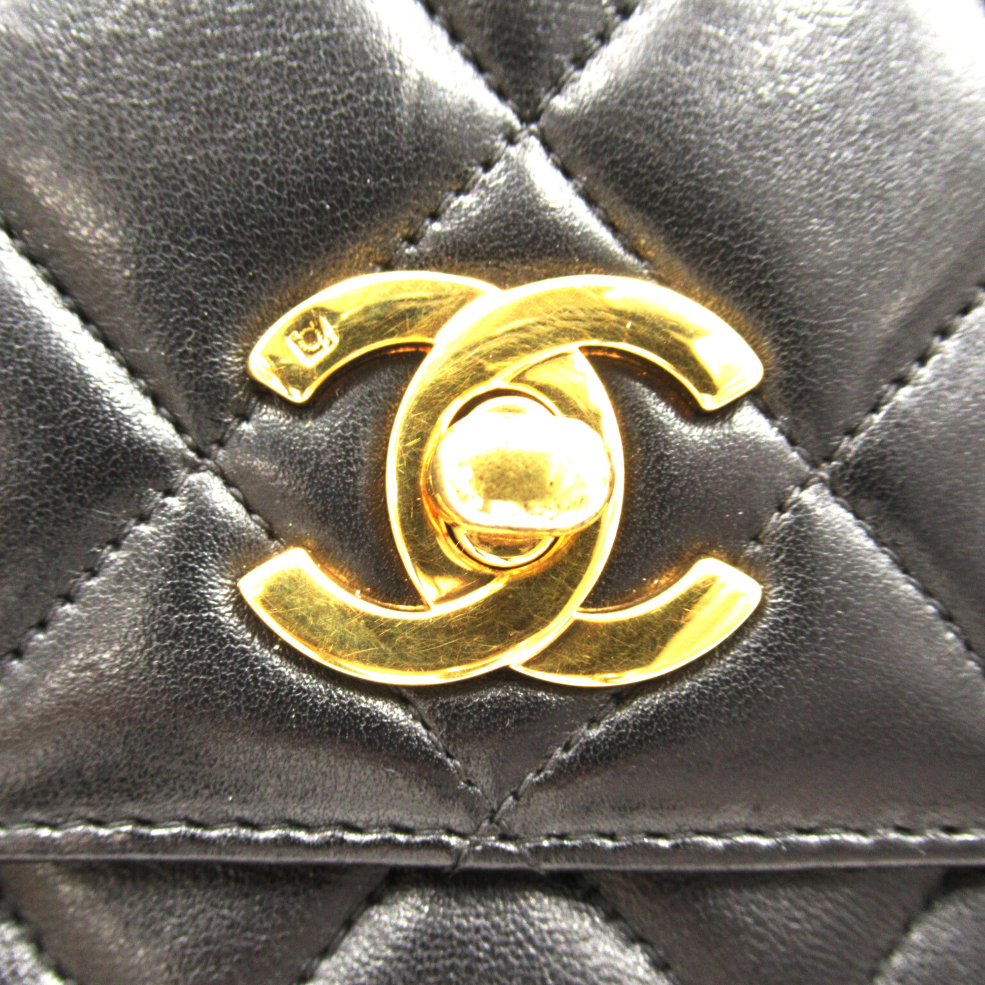 CHANEL Matelasse Handbag Black Lambskin (sheep leather)