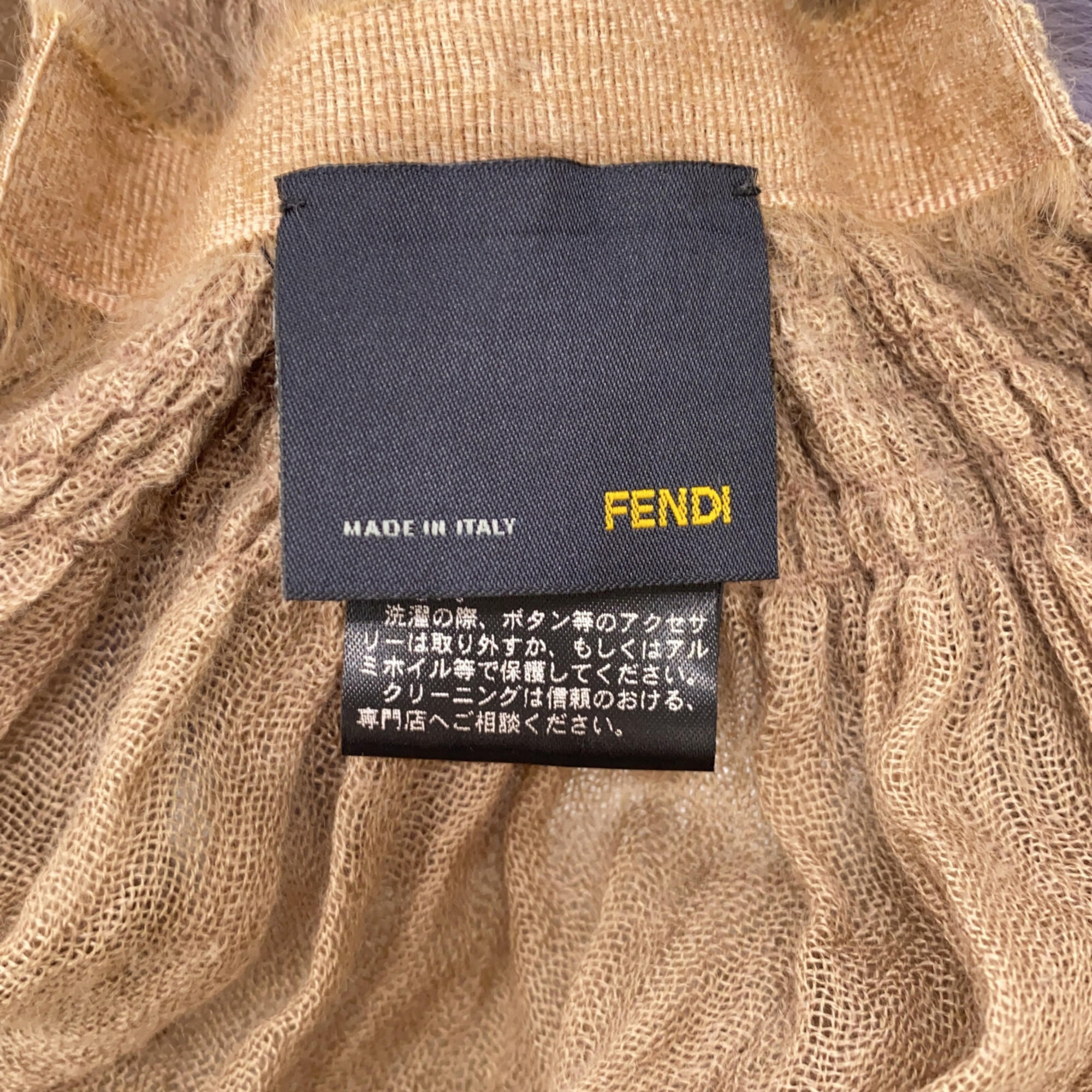 FENDI Stole with mink flowers Beige cashmere