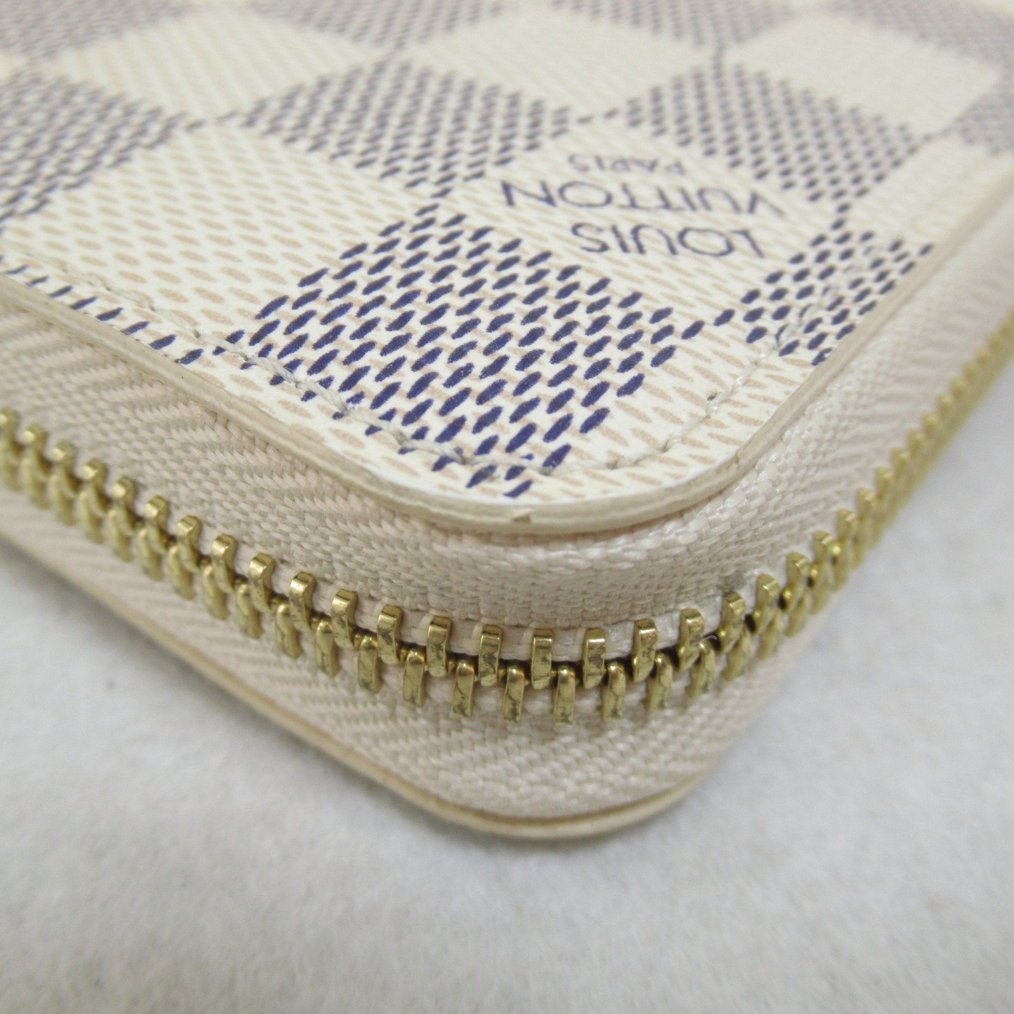 LOUIS VUITTON Zippy Wallet Round Long Wallet Beige Damier Azur PVC coated canvas N41660