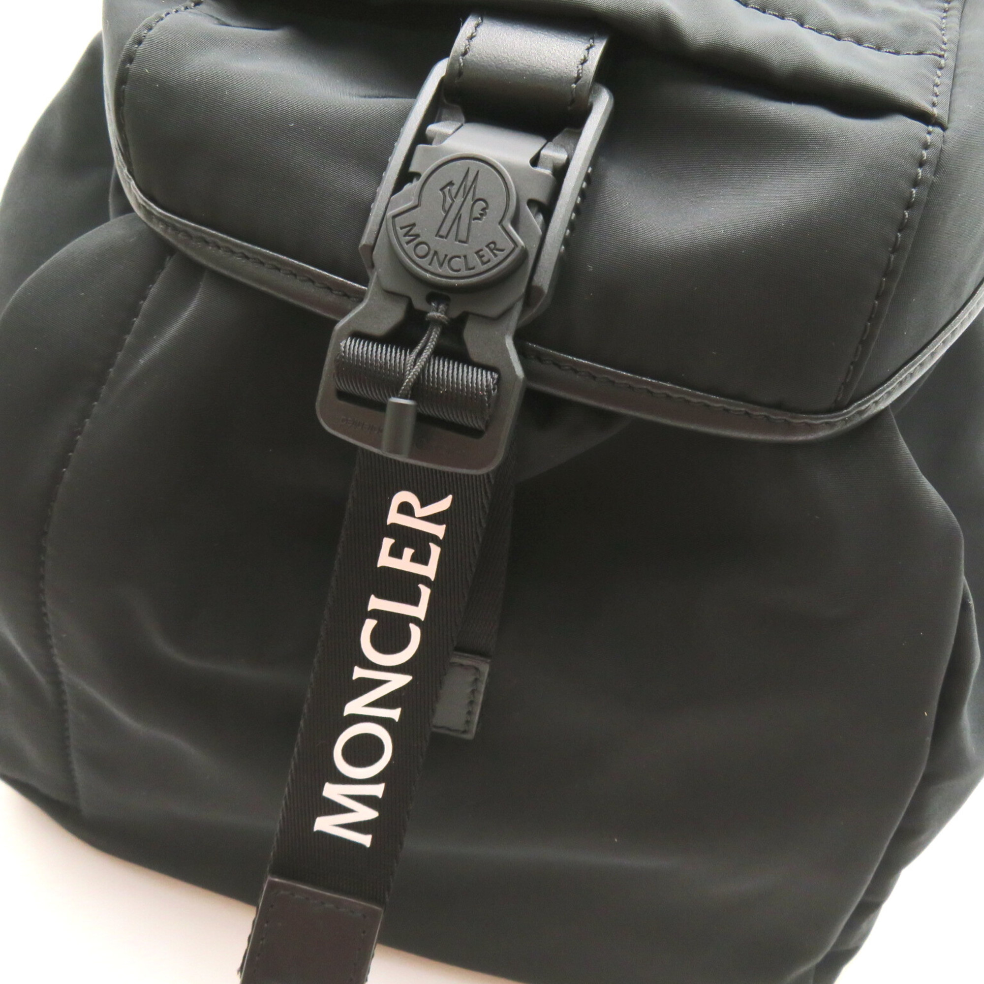 MONCLER Black Nylon 5A00001M3873999