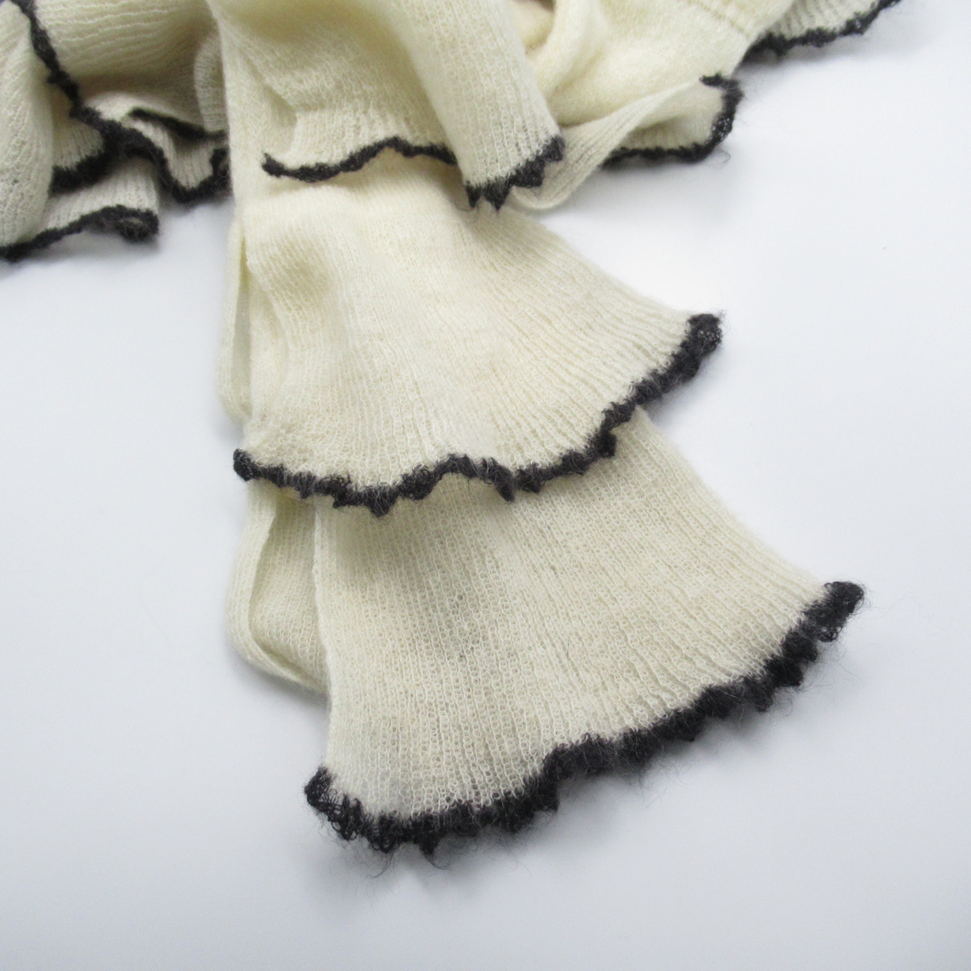 Valentino Knit muffler White Navy mohair