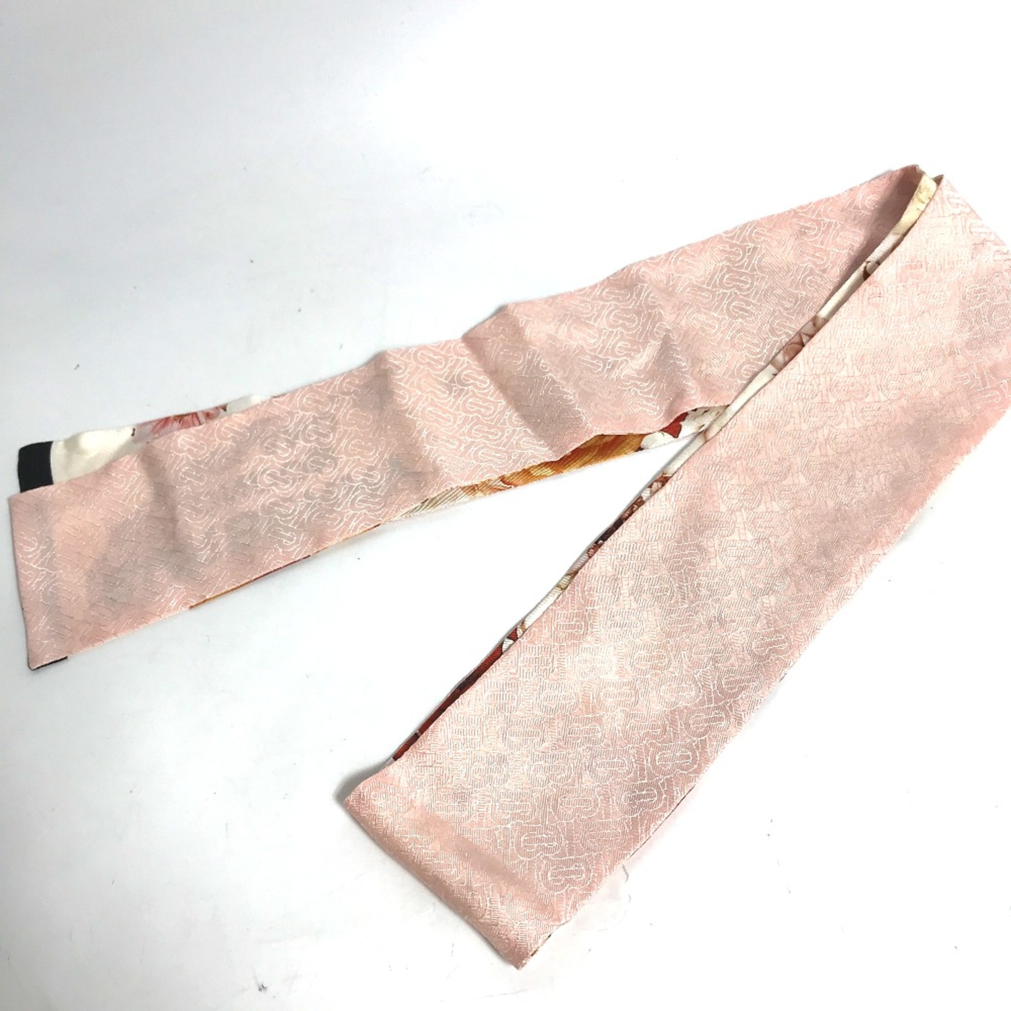 Burberry 8021938 BandeauScarf Scarf pink