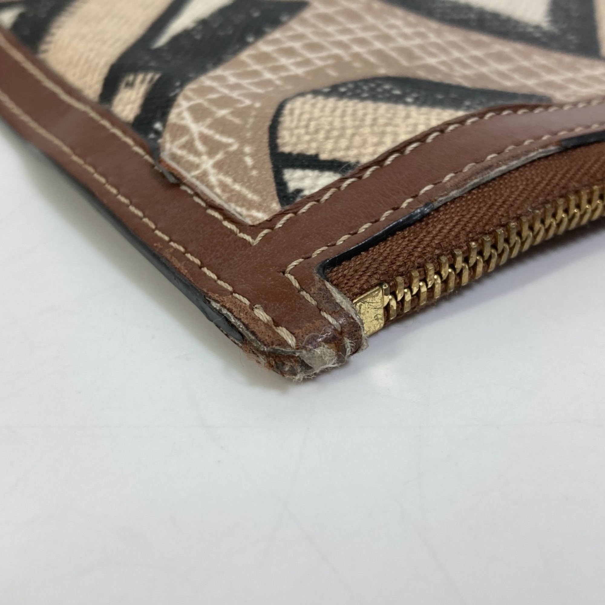 Burberry Bag TB whole pattern bag zipper zip Clutch bag Brown