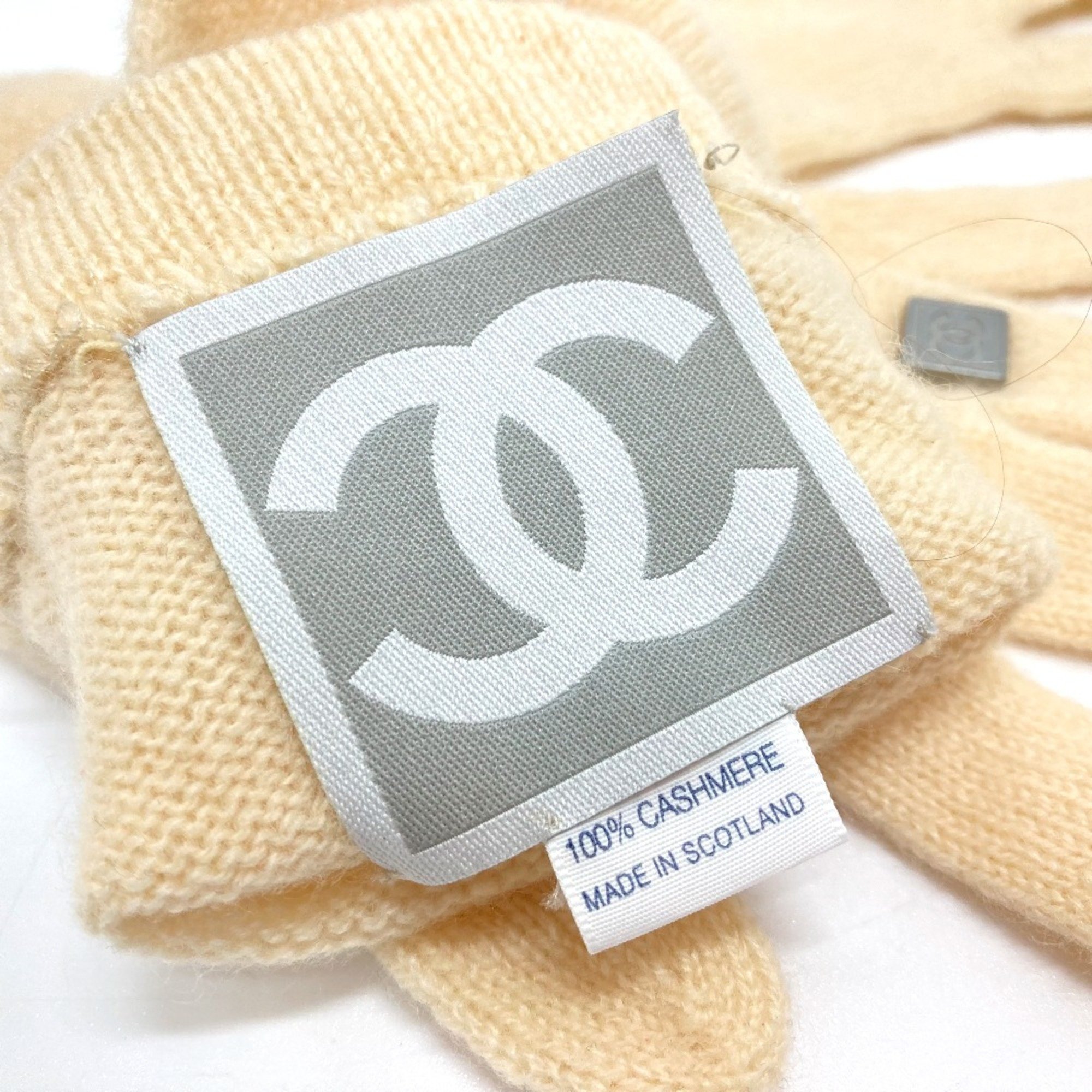 Chanel Sports CCCC Mark Knit gloves Glove BeigeBased