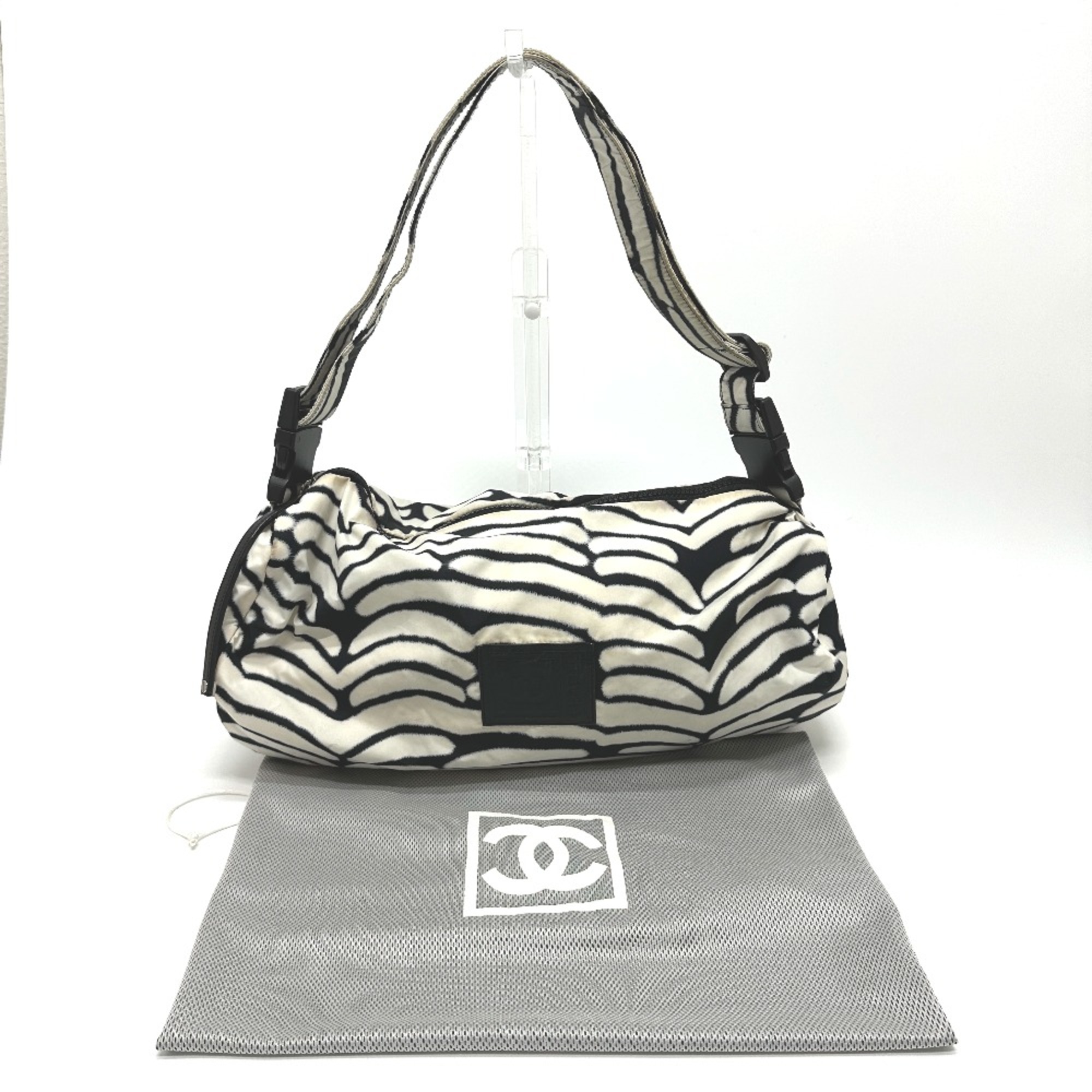 Chanel Sports bag crossbody shoulder bag Shoulder Bag White