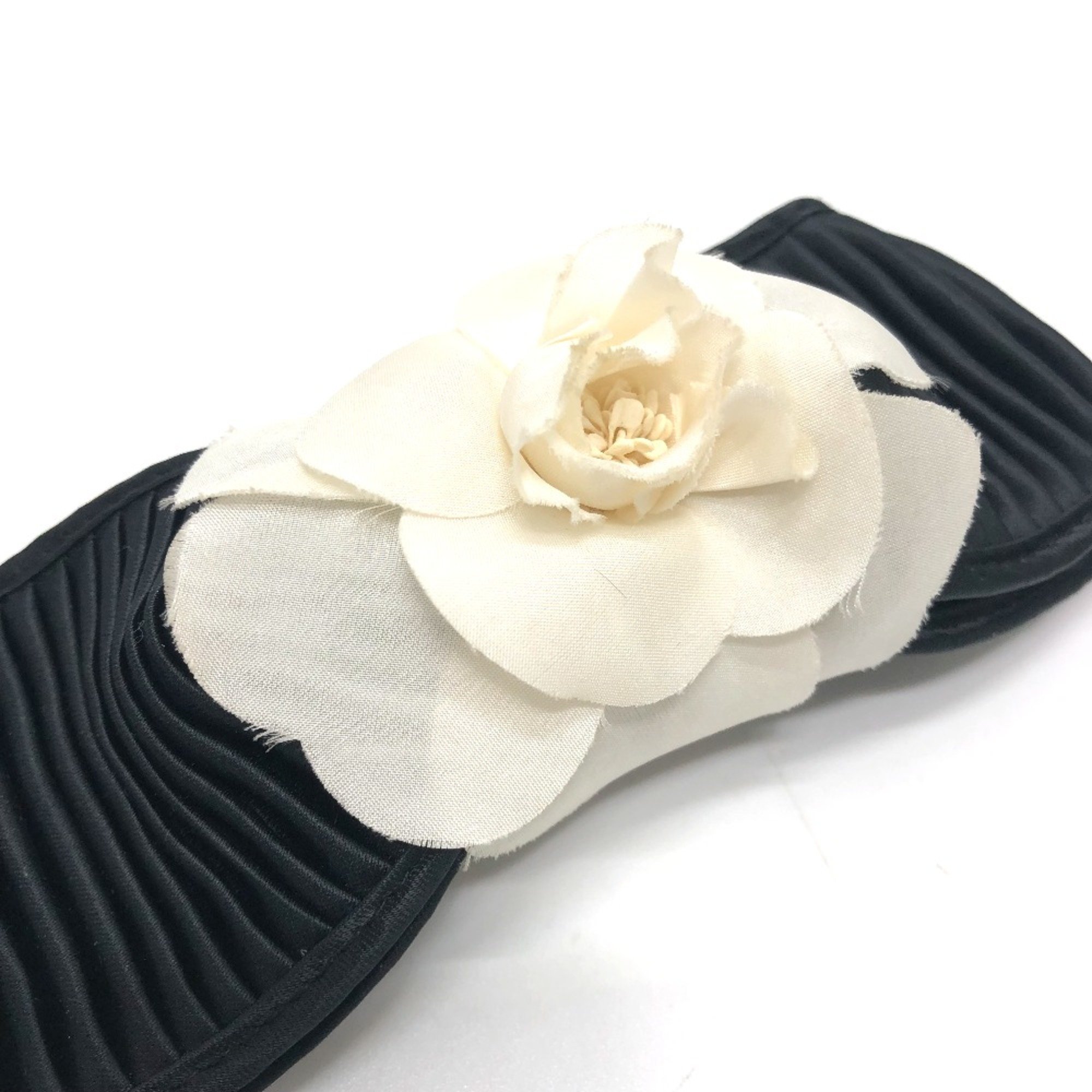 Chanel Camellia ribbon motif accessories hair accessories Valletta Black